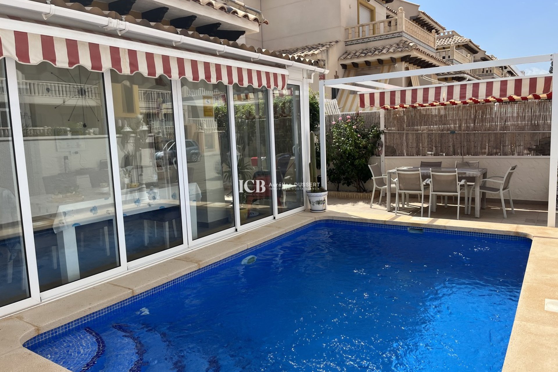 Revente - Maison mitoyenne -
Orihuela Costa - Cabo Roig