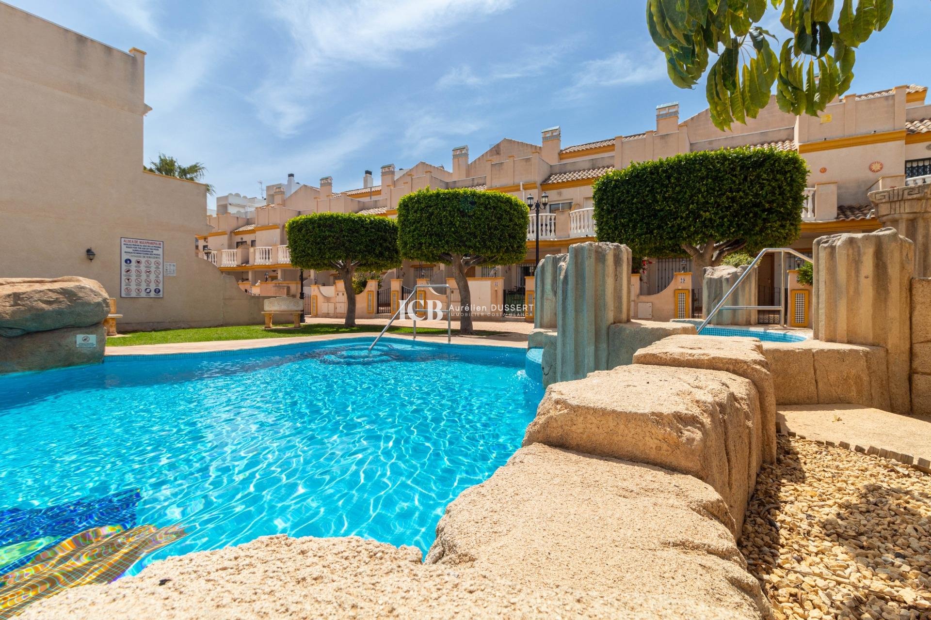 Revente - Maison mitoyenne -
Orihuela Costa - Cabo Roig