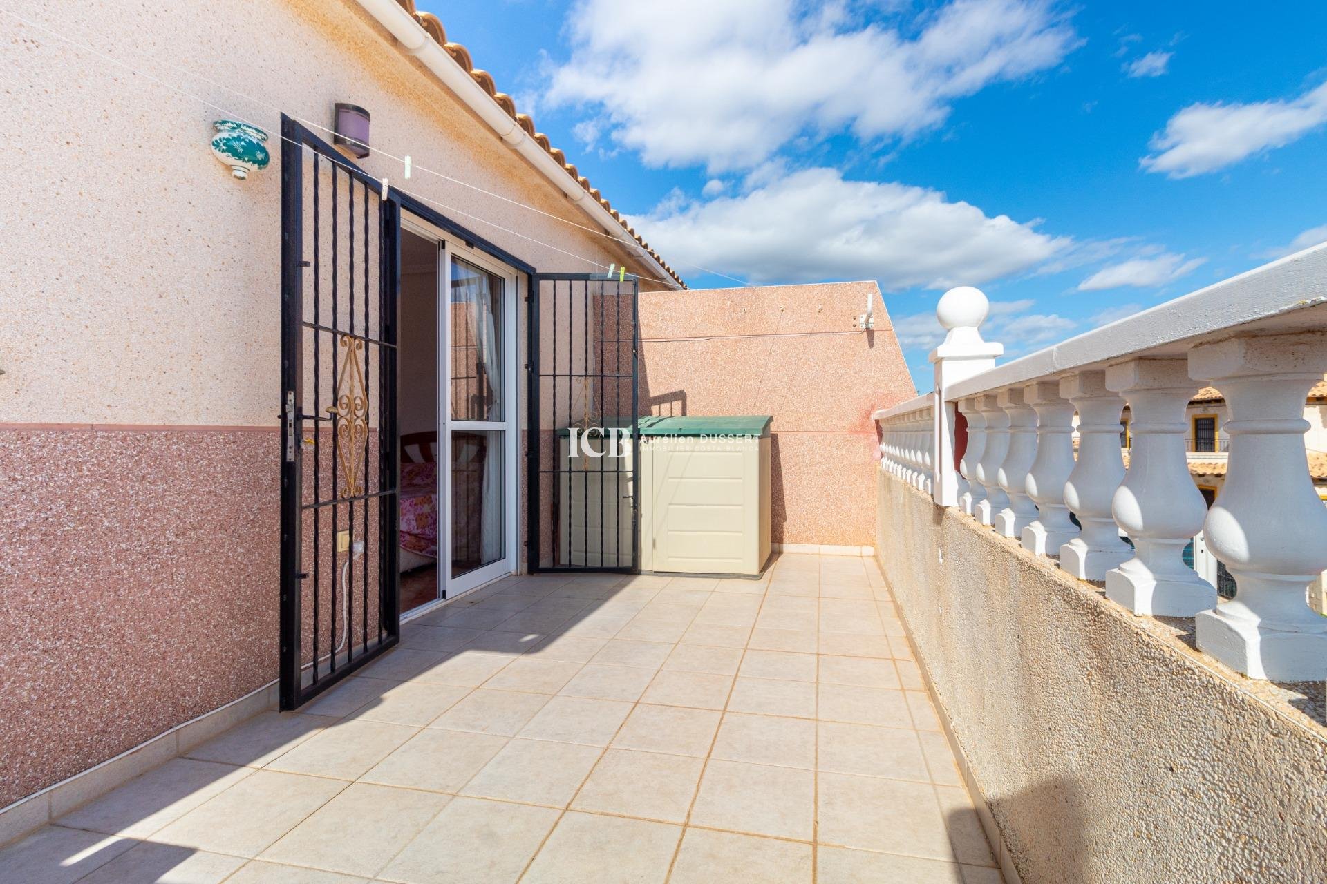 Revente - Maison mitoyenne -
Orihuela Costa - Cabo Roig
