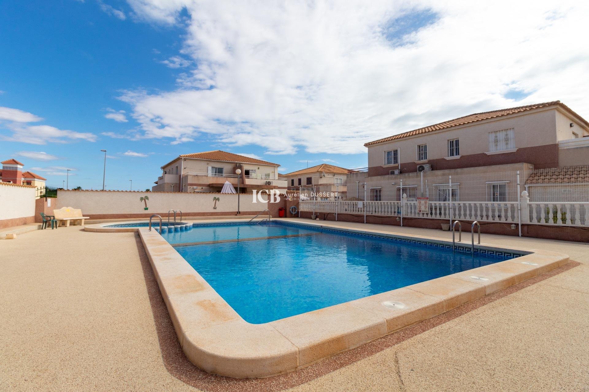 Revente - Maison mitoyenne -
Orihuela Costa - Cabo Roig
