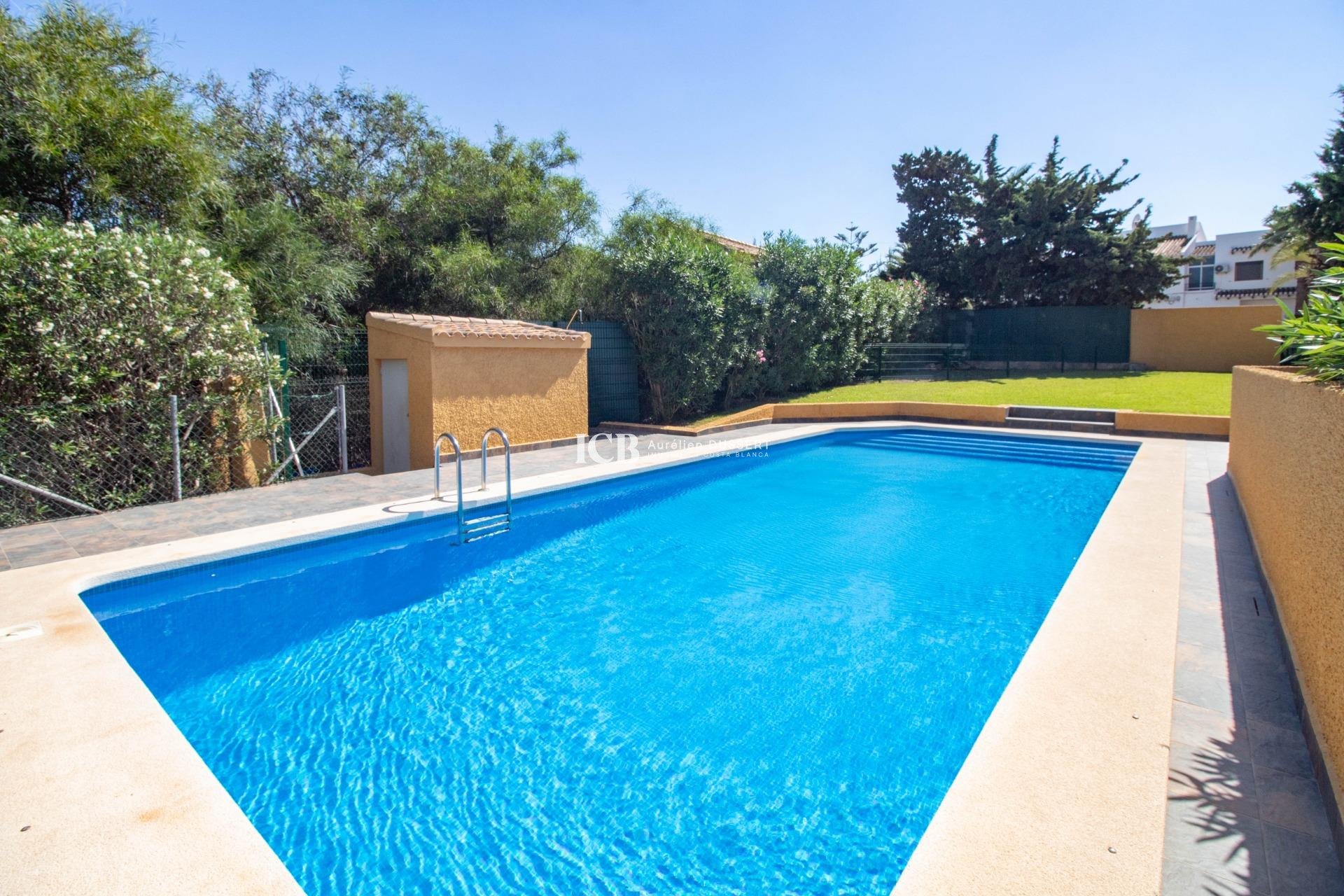 Revente - Maison mitoyenne -
Orihuela Costa - Cabo Roig