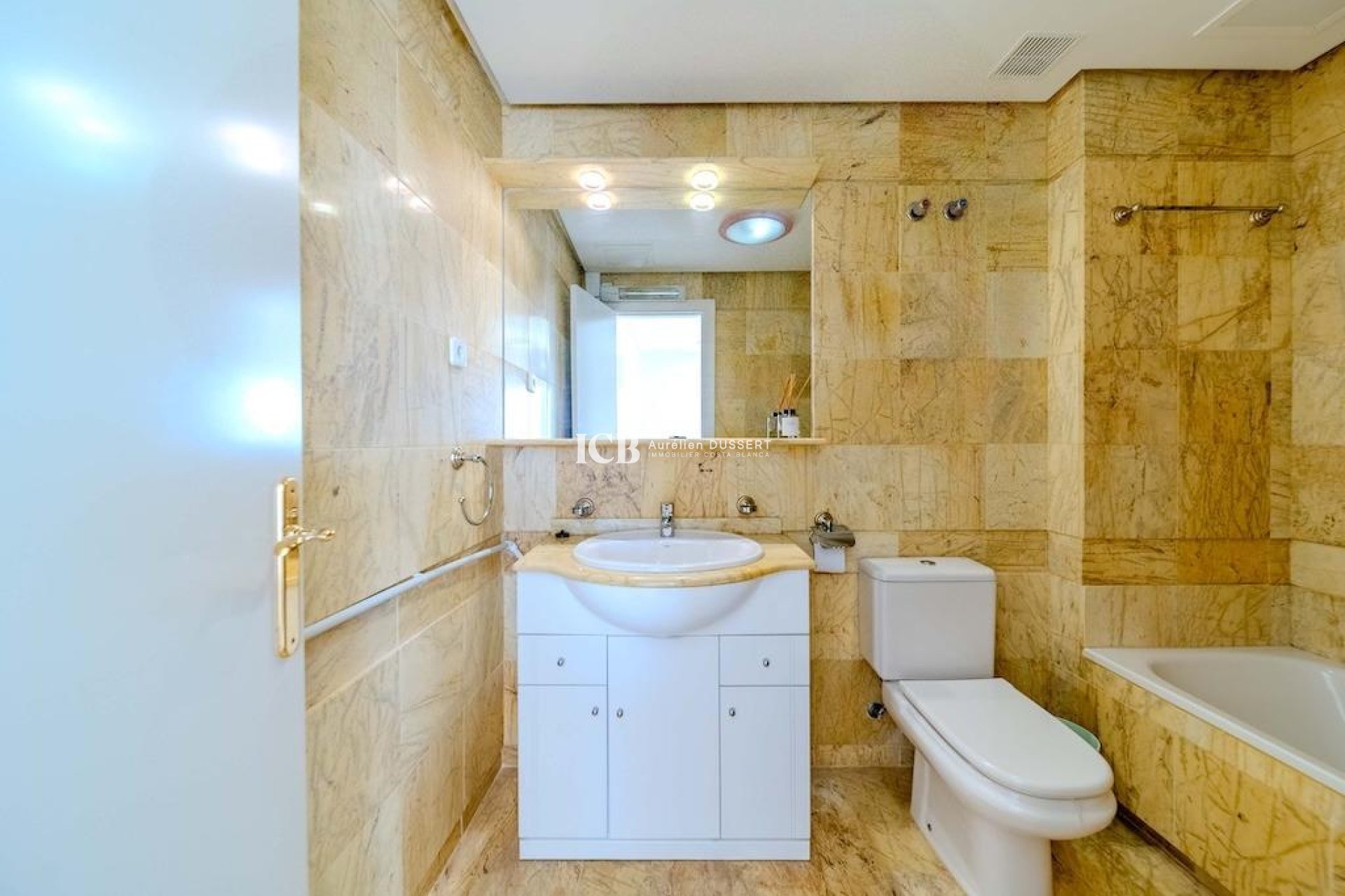 Revente - Maison mitoyenne -
Orihuela Costa - Campoamor