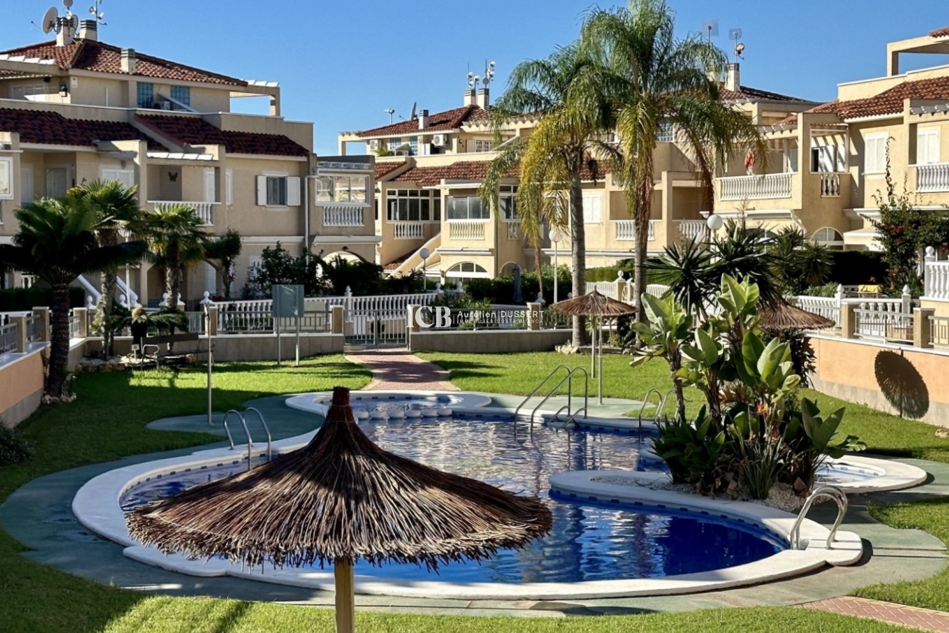 Revente - Maison mitoyenne -
Orihuela Costa - La Ciñuelica