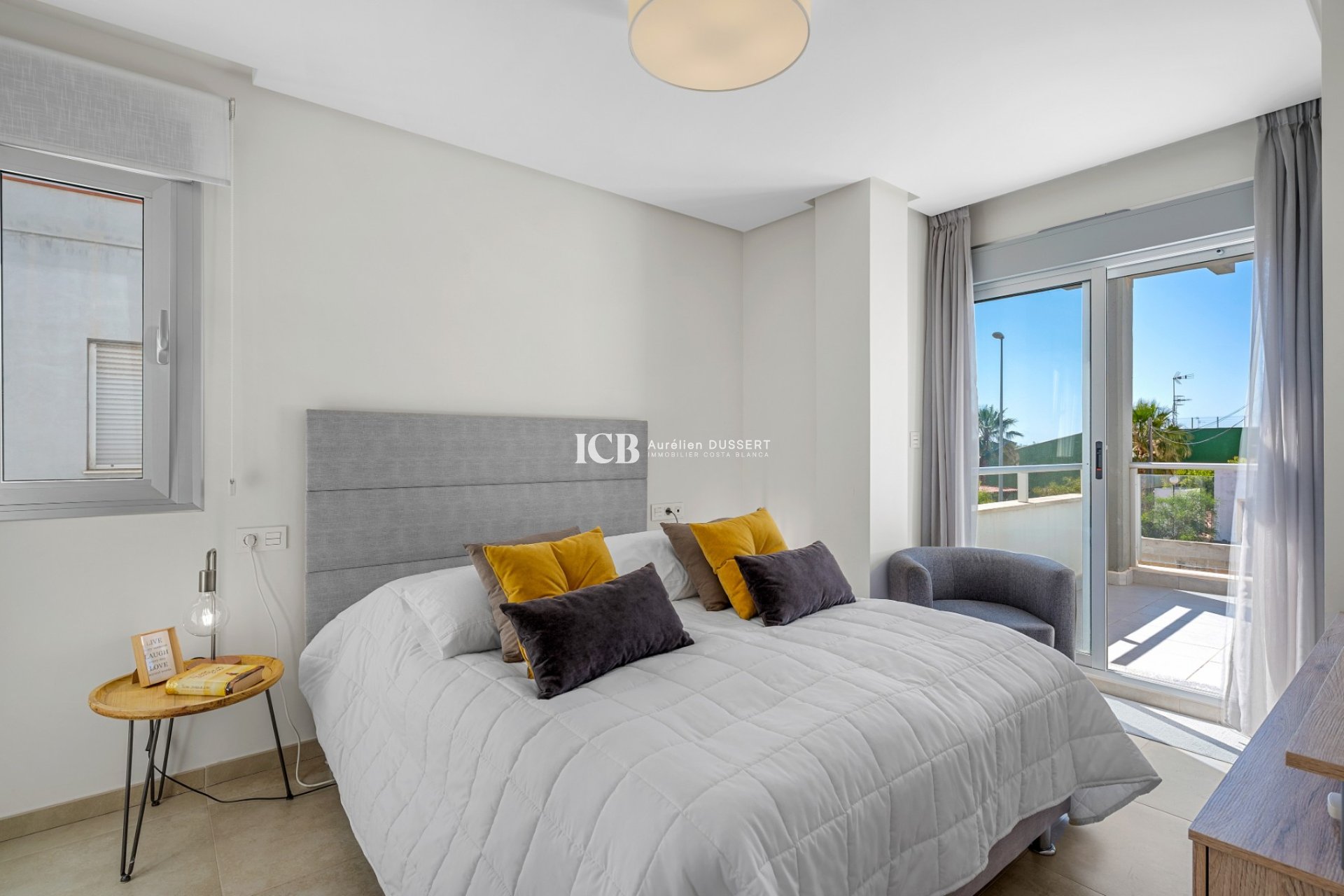 Revente - Maison mitoyenne -
Orihuela Costa - La Florida