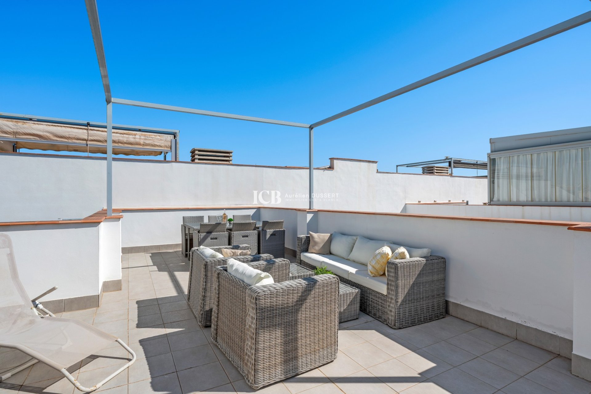 Revente - Maison mitoyenne -
Orihuela Costa - La Florida