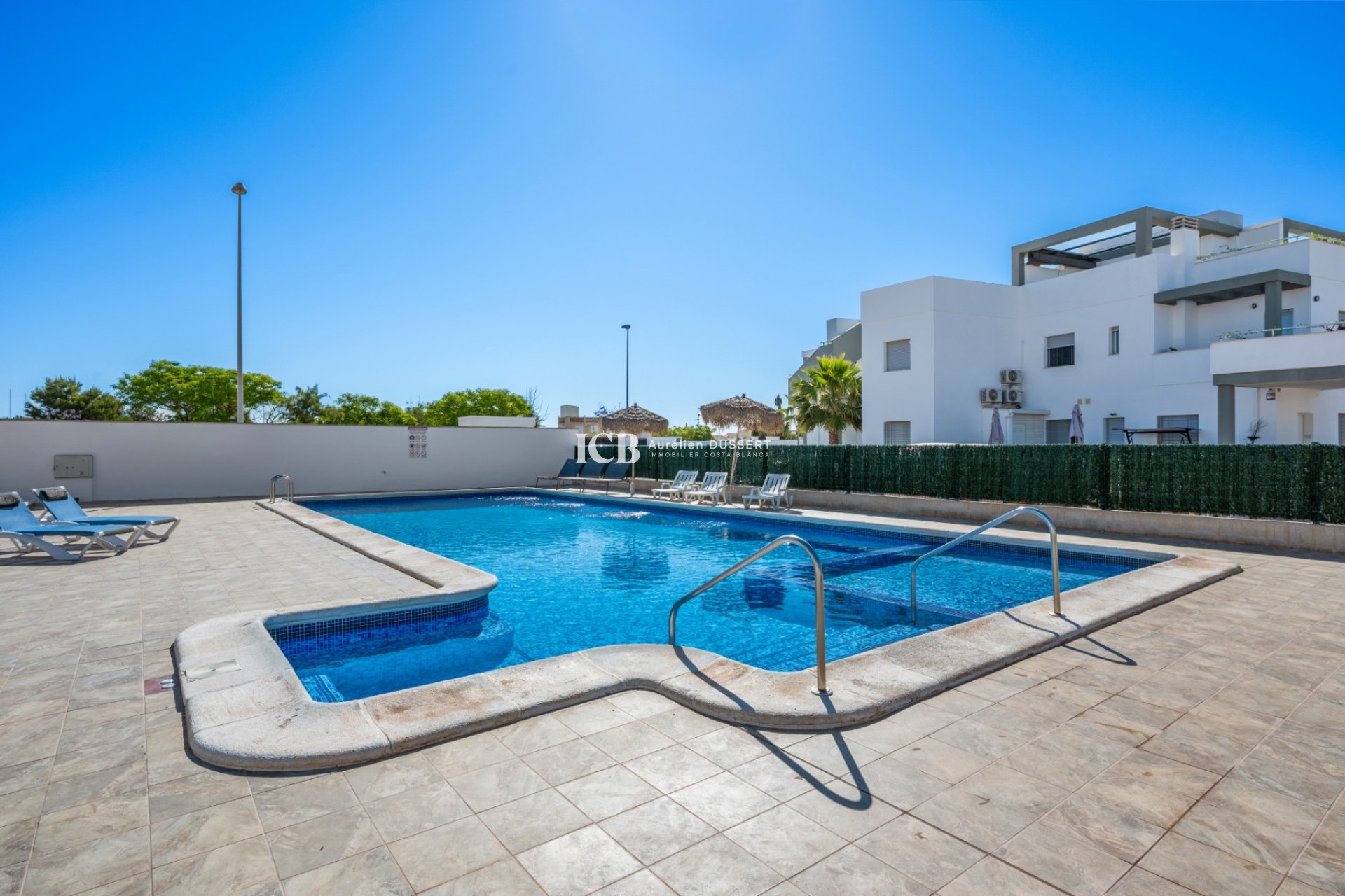 Revente - Maison mitoyenne -
Orihuela Costa - La Florida