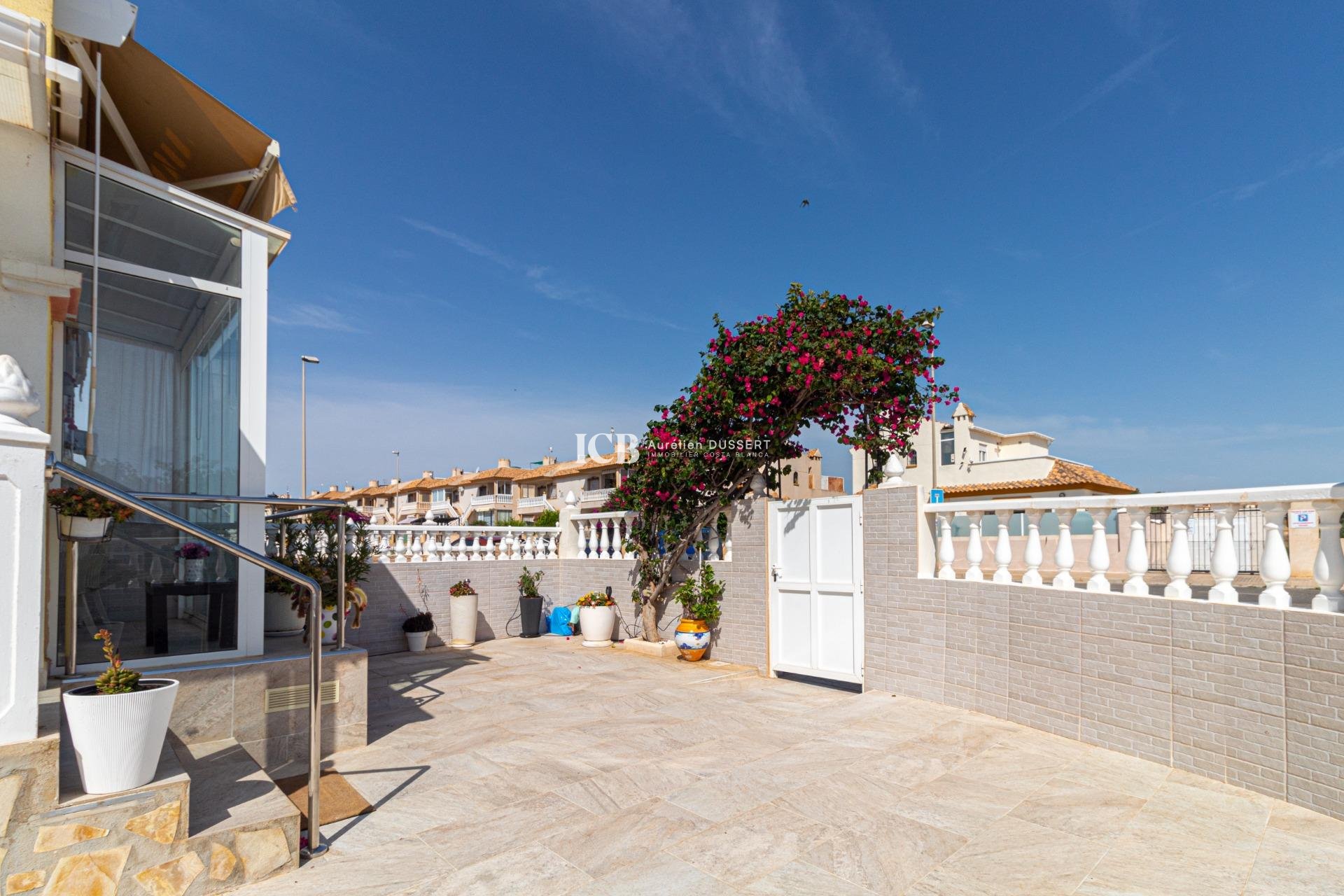 Revente - Maison mitoyenne -
Orihuela Costa - La Regia