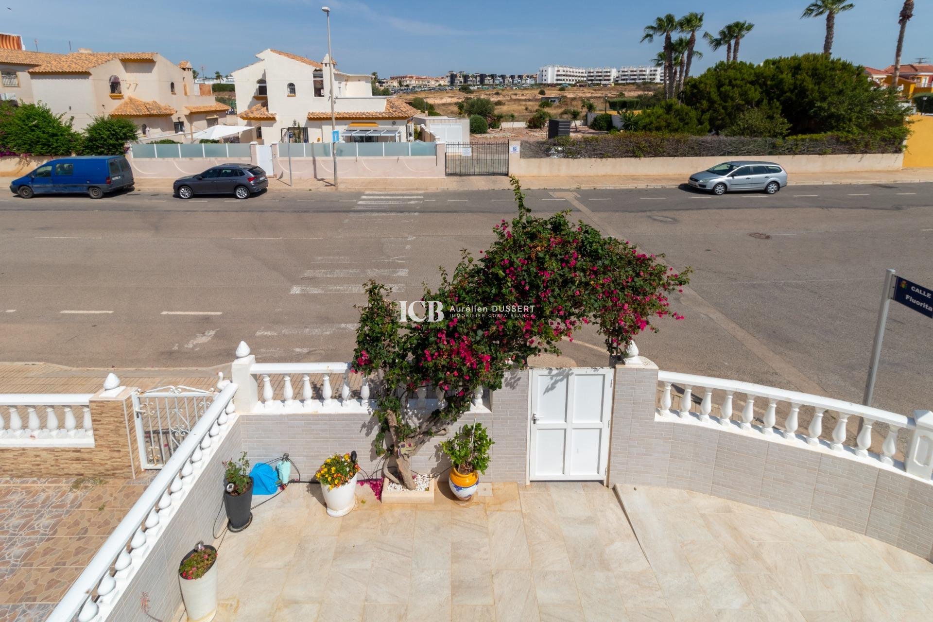 Revente - Maison mitoyenne -
Orihuela Costa - La Regia