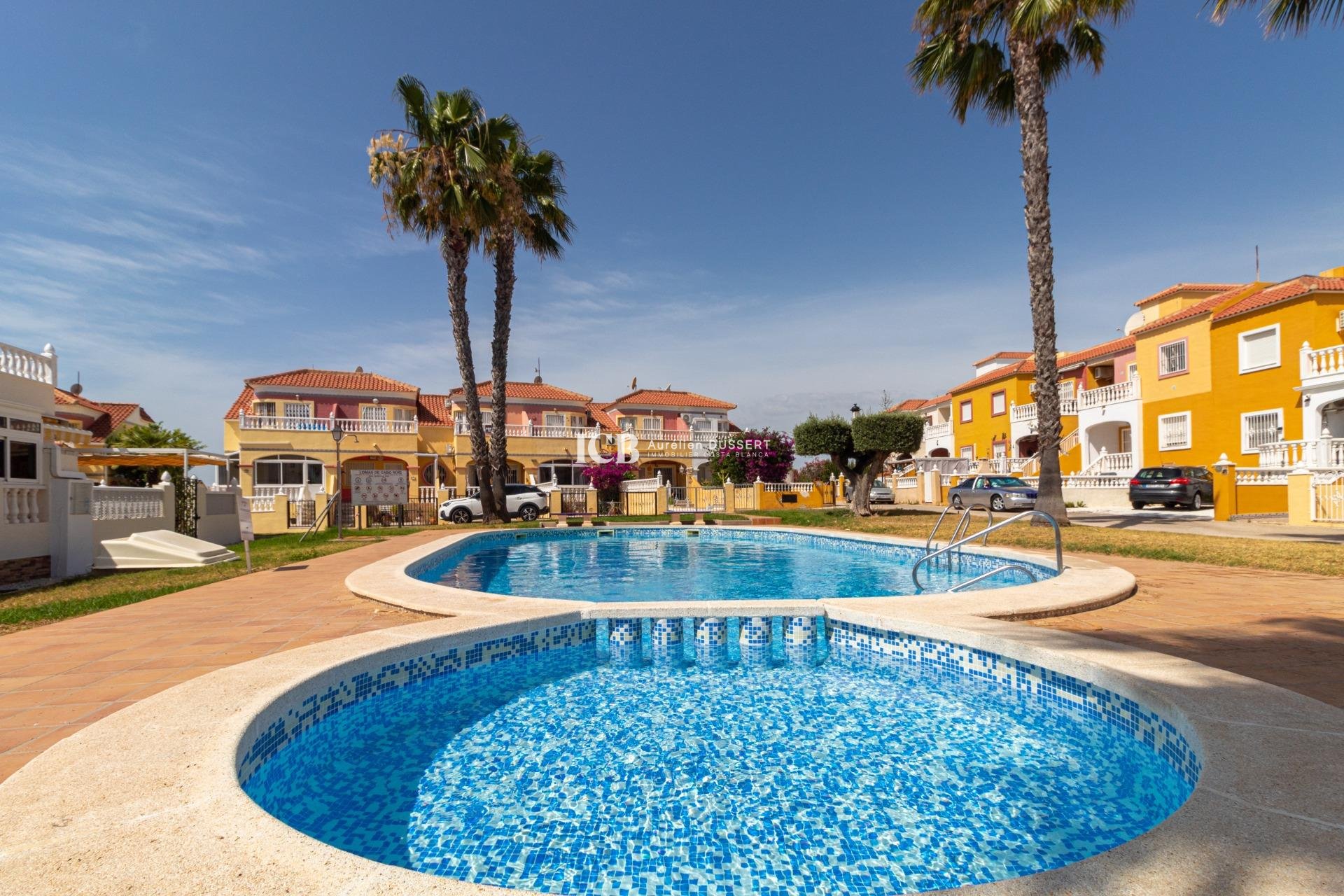 Revente - Maison mitoyenne -
Orihuela Costa - La Regia