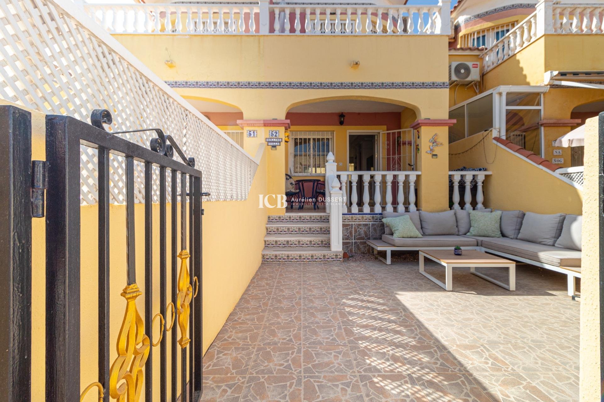 Revente - Maison mitoyenne -
Orihuela Costa - La Regia