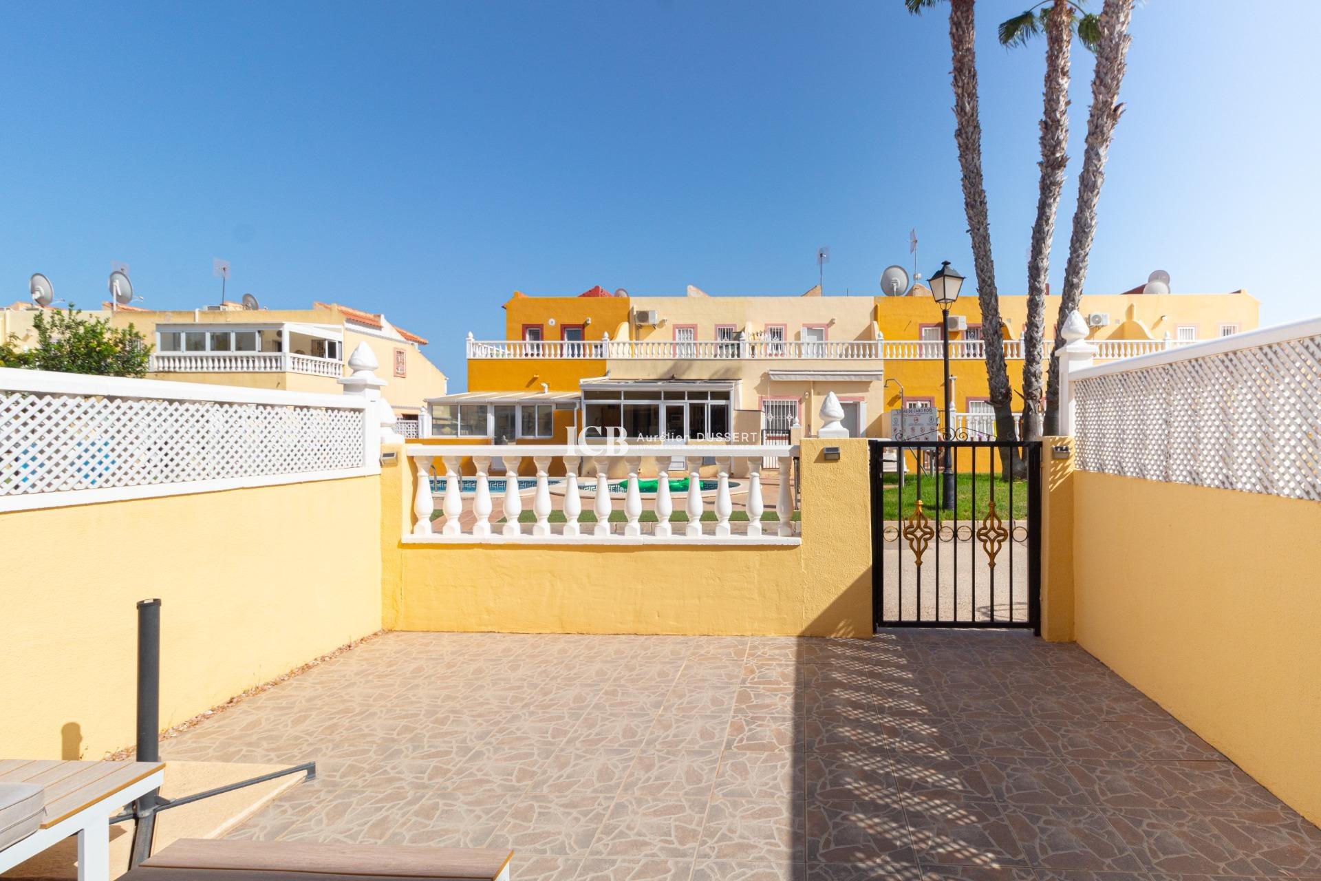 Revente - Maison mitoyenne -
Orihuela Costa - La Regia