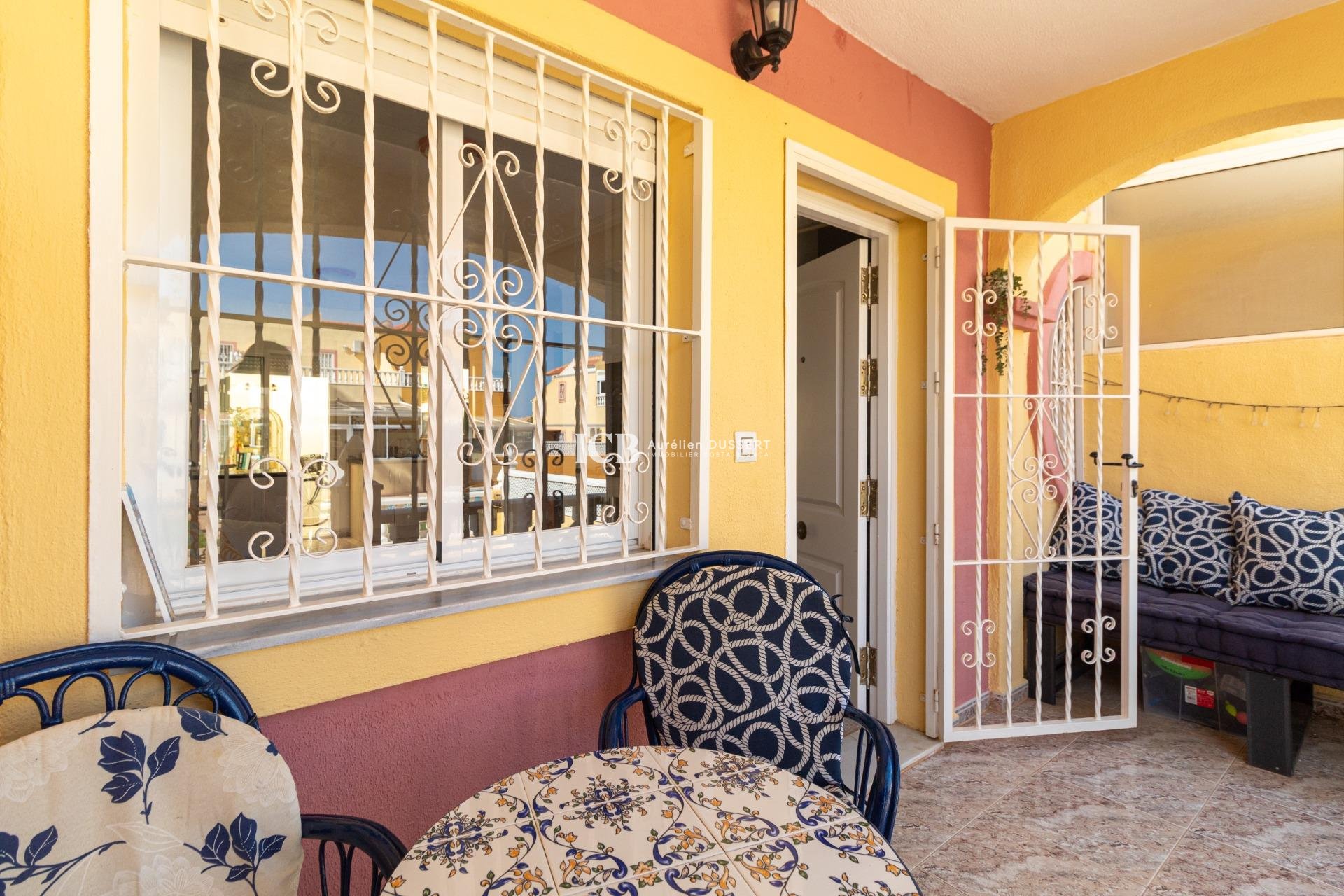 Revente - Maison mitoyenne -
Orihuela Costa - La Regia