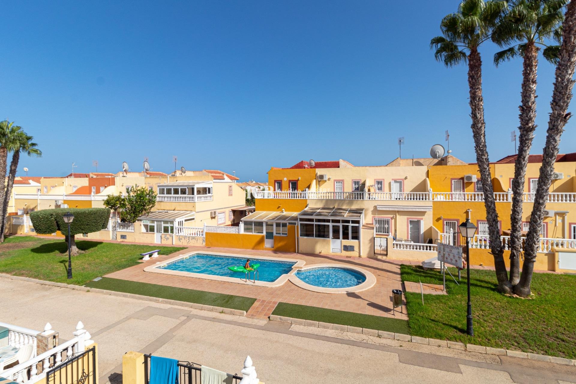 Revente - Maison mitoyenne -
Orihuela Costa - La Regia