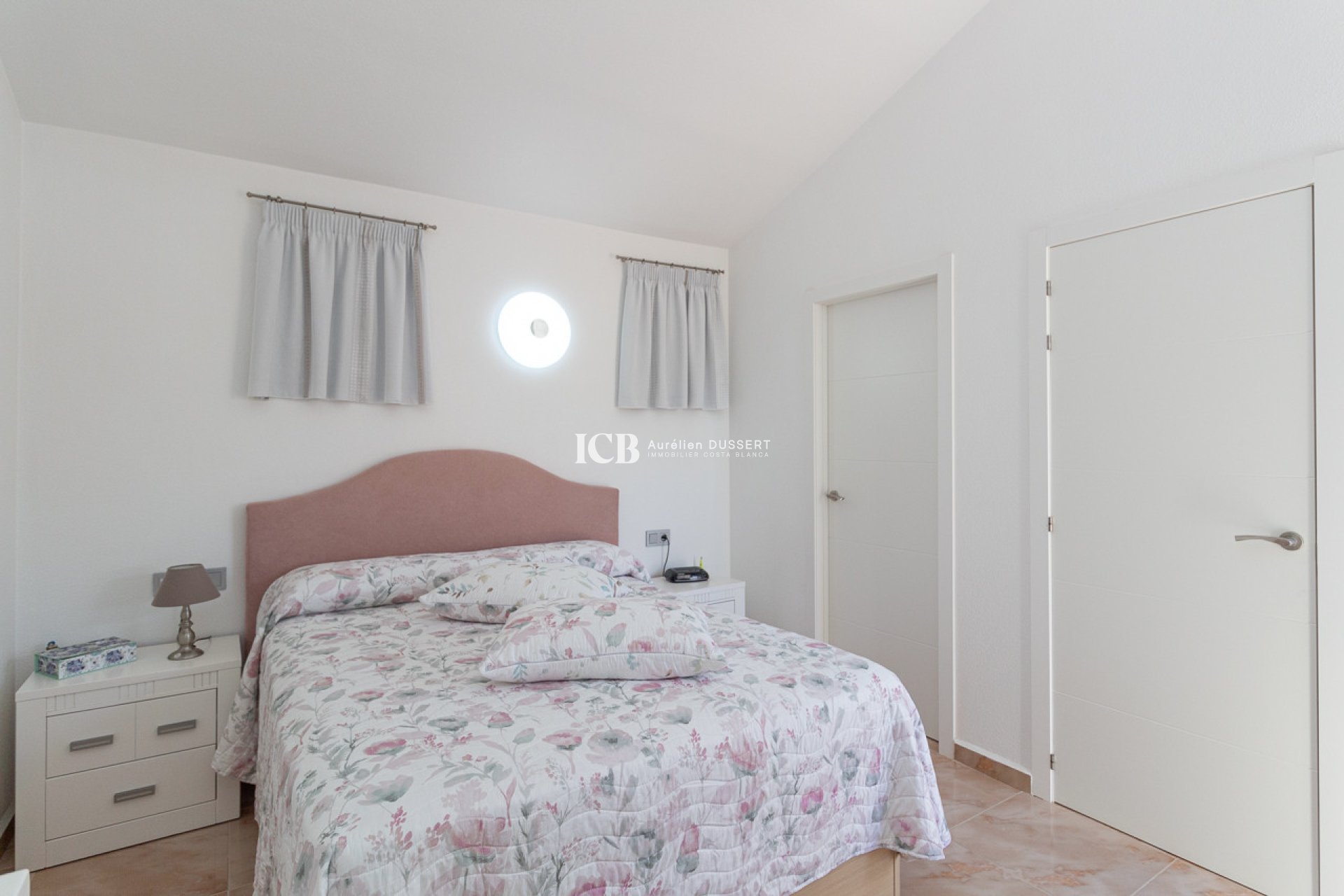 Revente - Maison mitoyenne -
Orihuela Costa - La Zenia