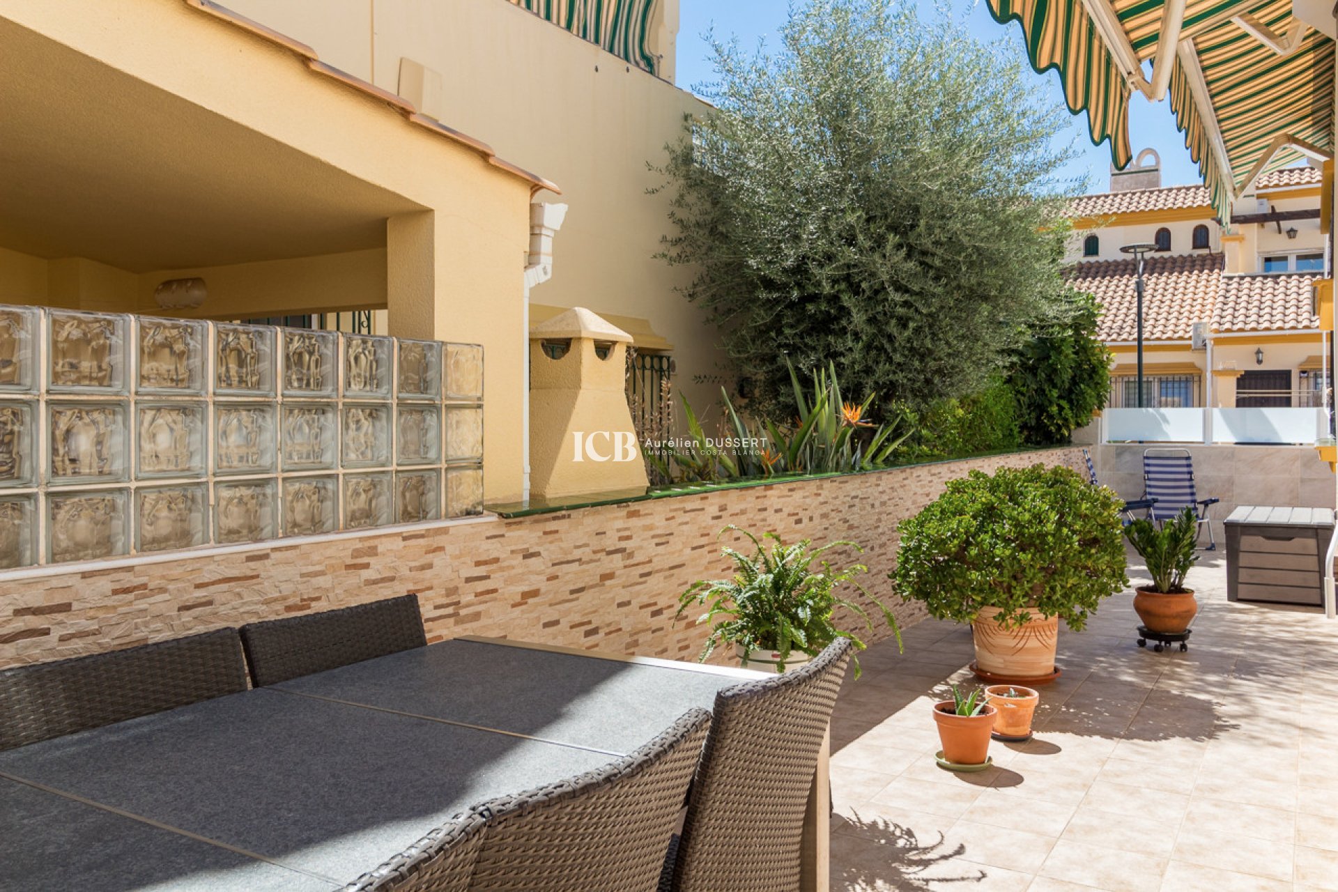 Revente - Maison mitoyenne -
Orihuela Costa - La Zenia