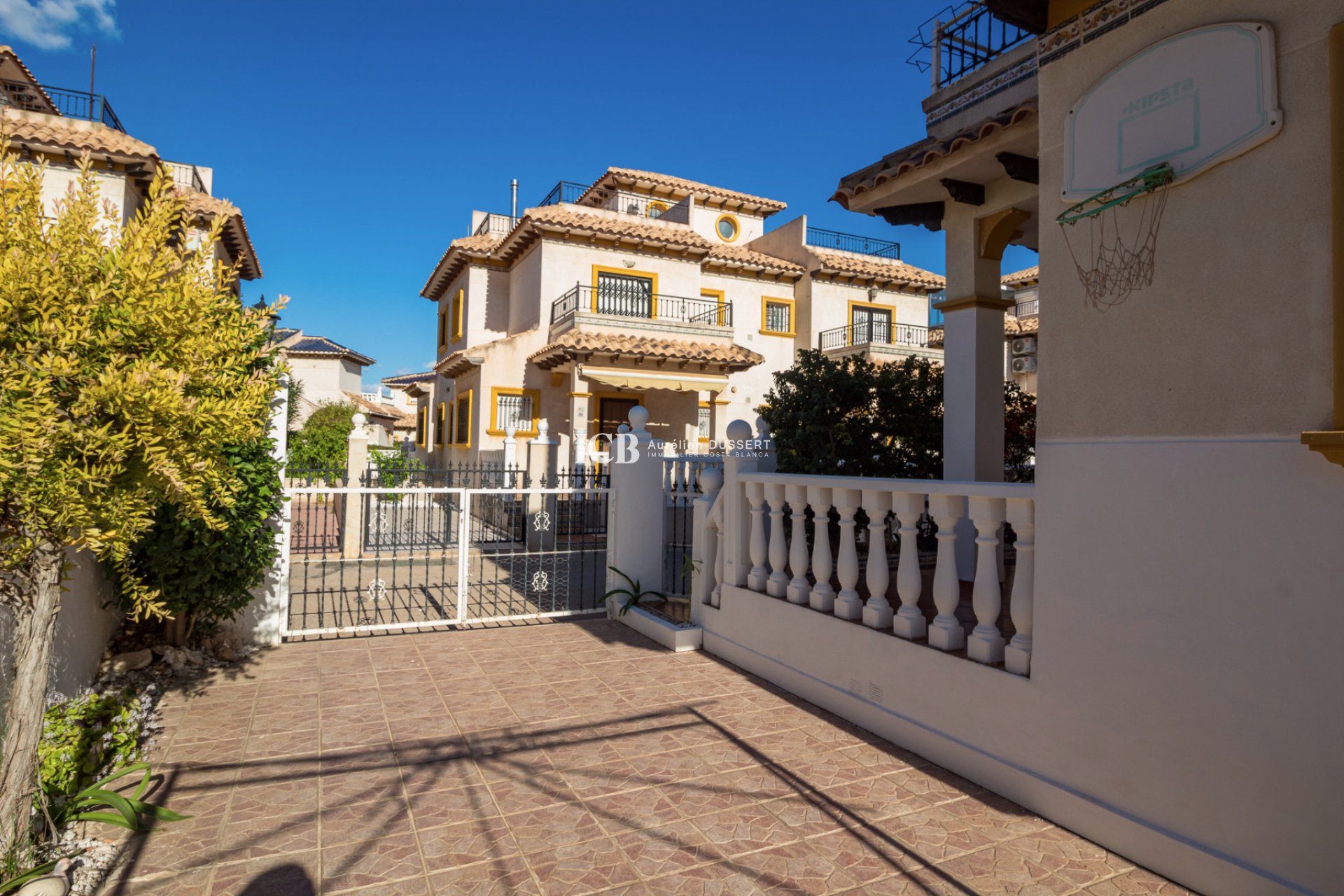 Revente - Maison mitoyenne -
Orihuela Costa - La Zenia