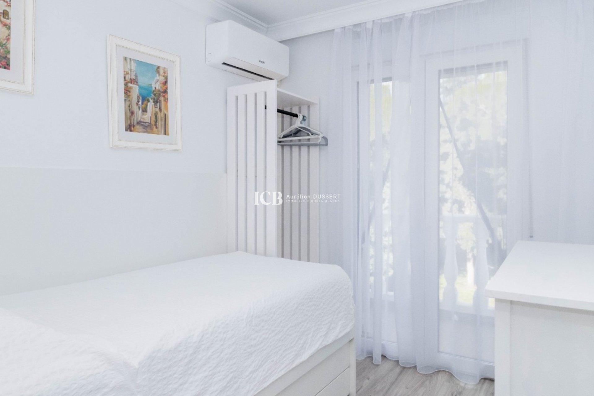 Revente - Maison mitoyenne -
Orihuela Costa - La Zenia