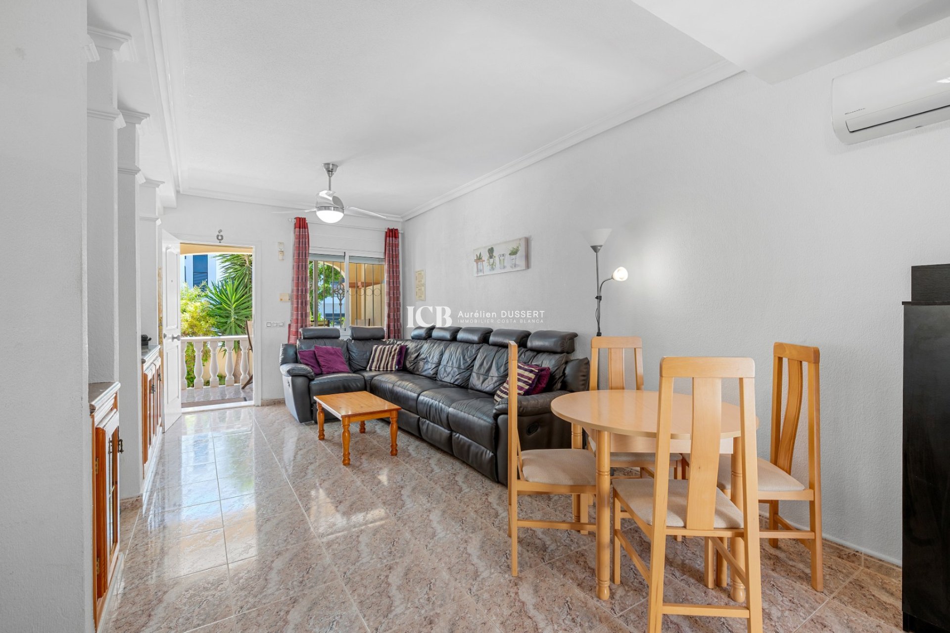 Revente - Maison mitoyenne -
Orihuela Costa - La Zenia