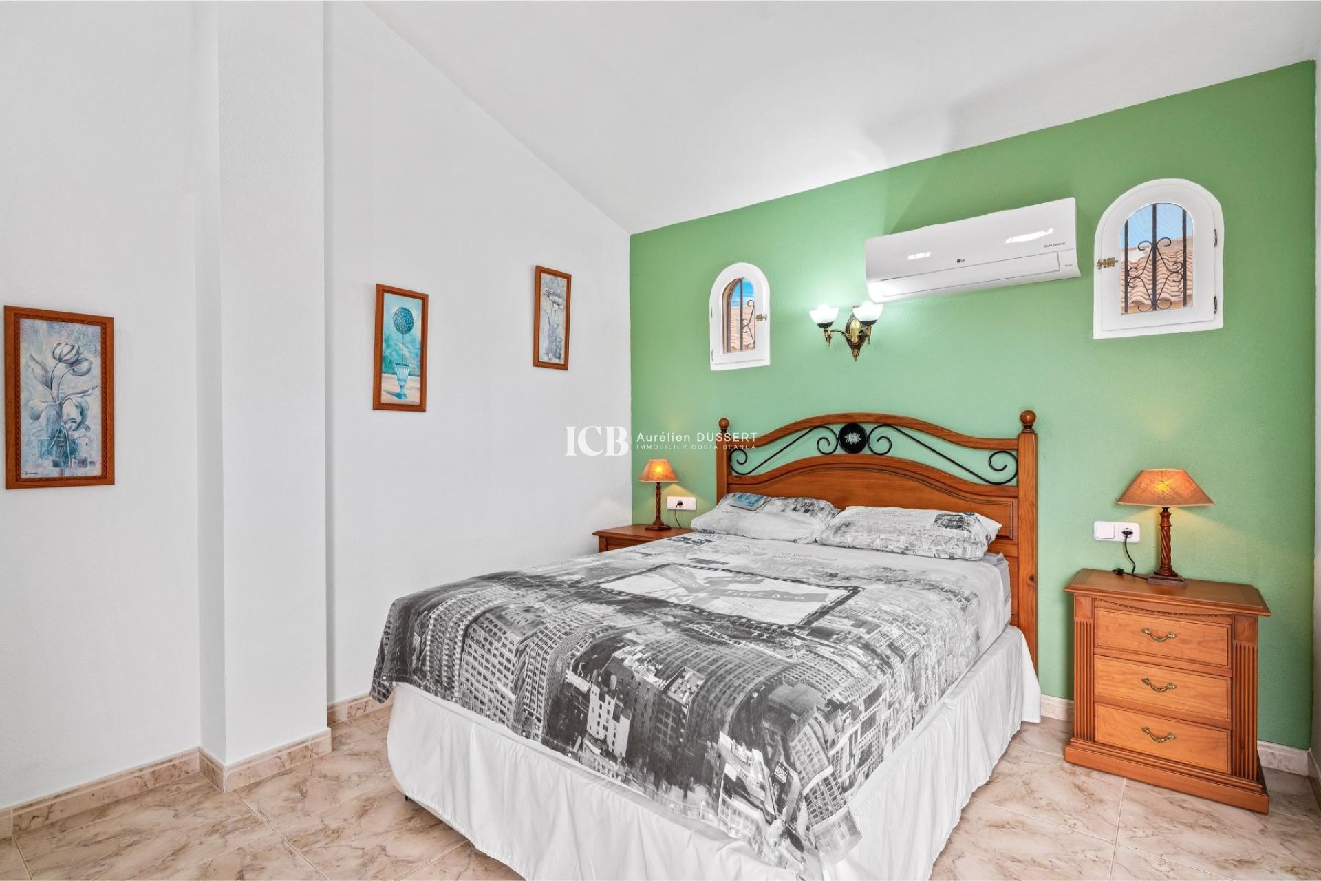 Revente - Maison mitoyenne -
Orihuela Costa - La Zenia