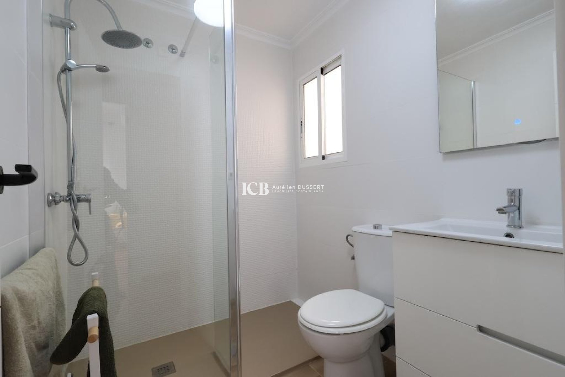 Revente - Maison mitoyenne -
Orihuela Costa - La Zenia