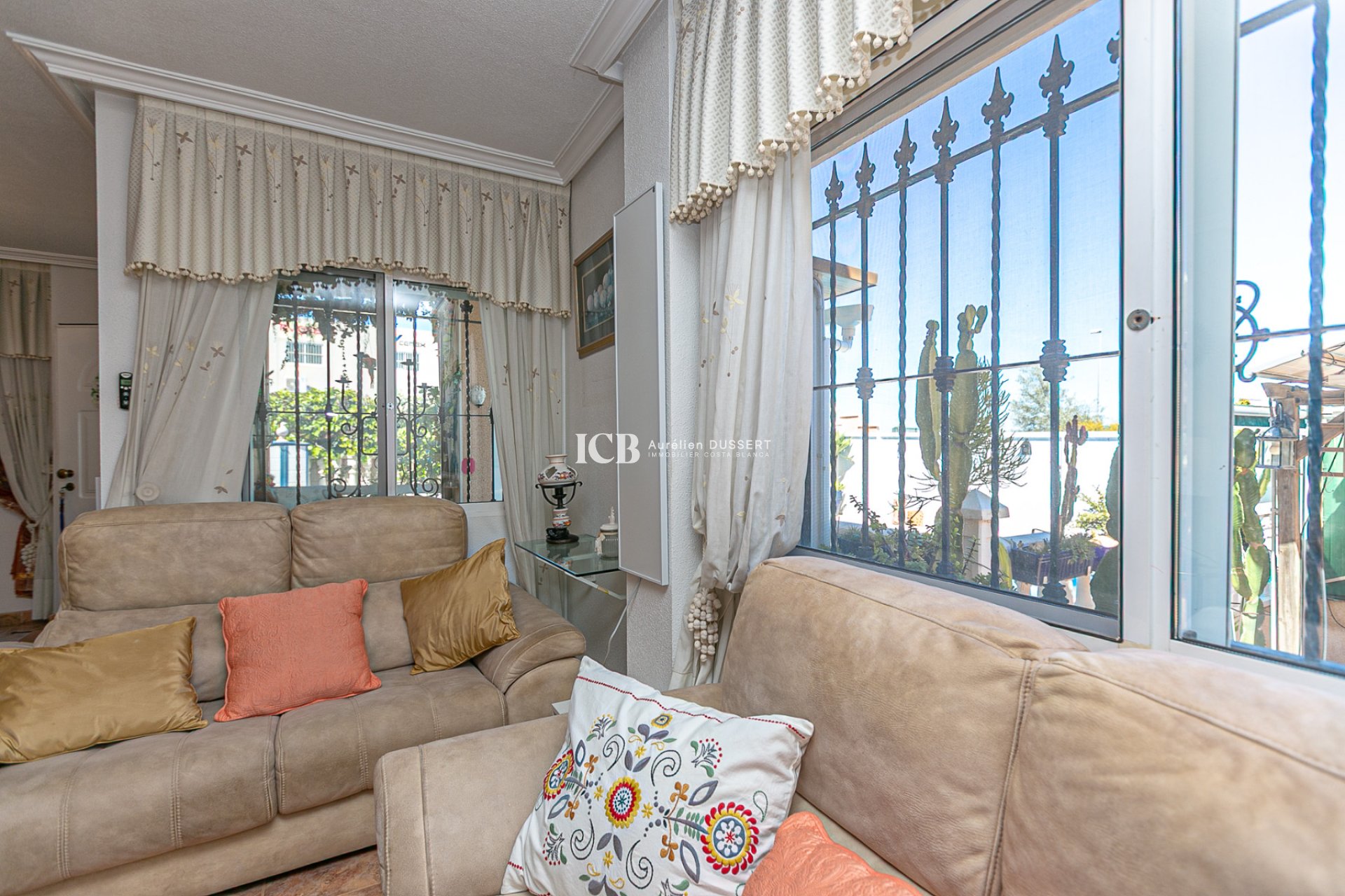 Revente - Maison mitoyenne -
Orihuela Costa - La Zenia