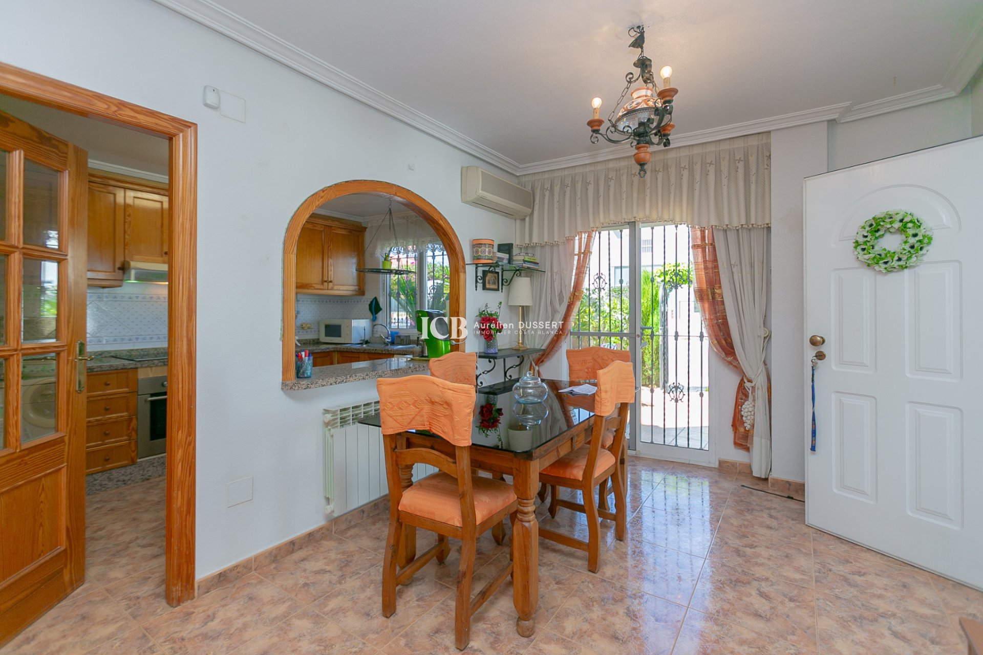 Revente - Maison mitoyenne -
Orihuela Costa - La Zenia