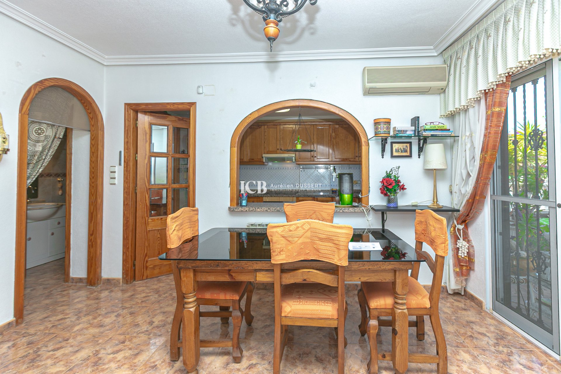 Revente - Maison mitoyenne -
Orihuela Costa - La Zenia