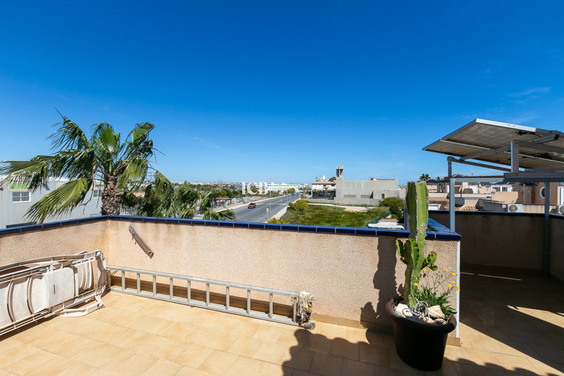 Revente - Maison mitoyenne -
Orihuela Costa - La Zenia