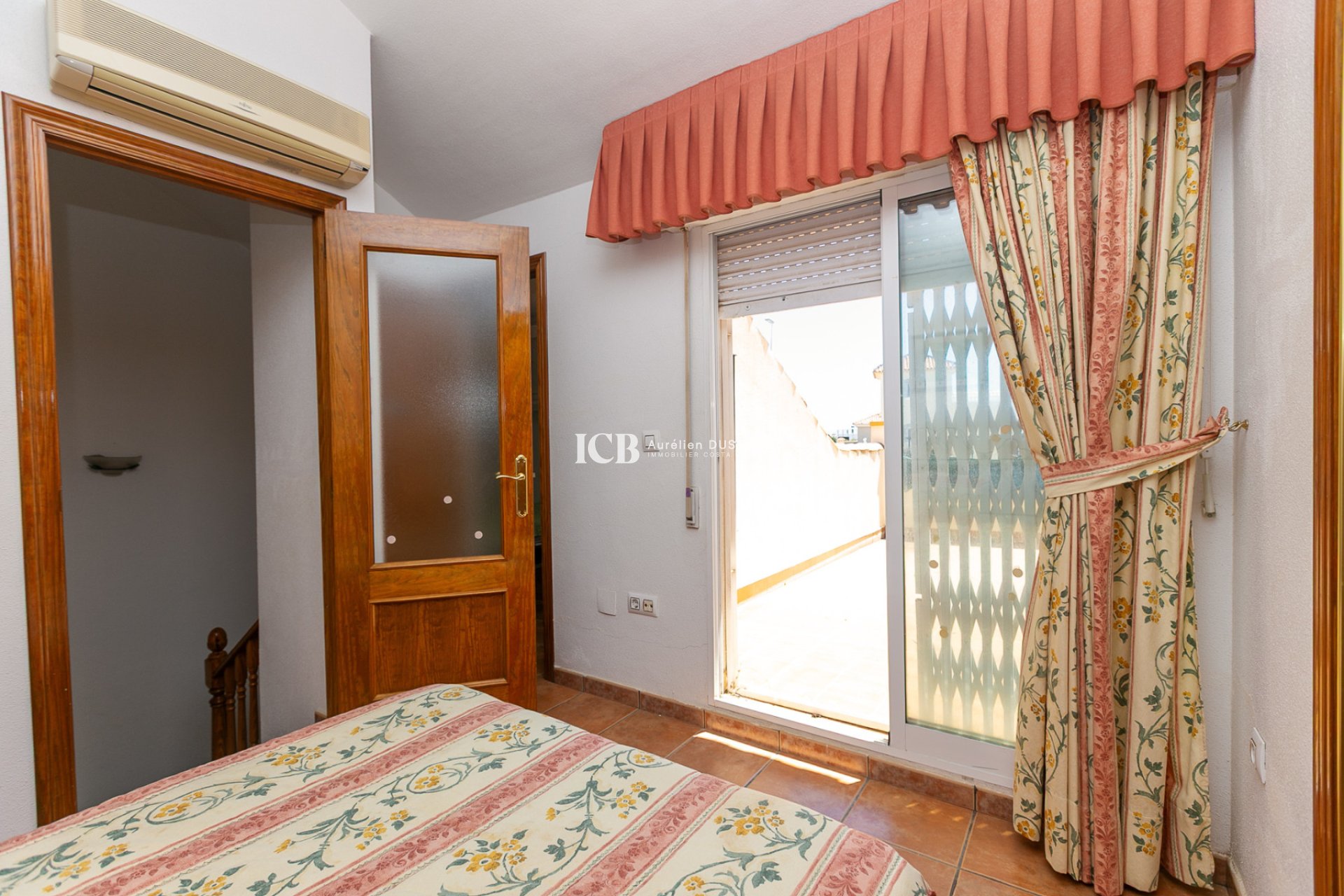 Revente - Maison mitoyenne -
Orihuela Costa - La Zenia