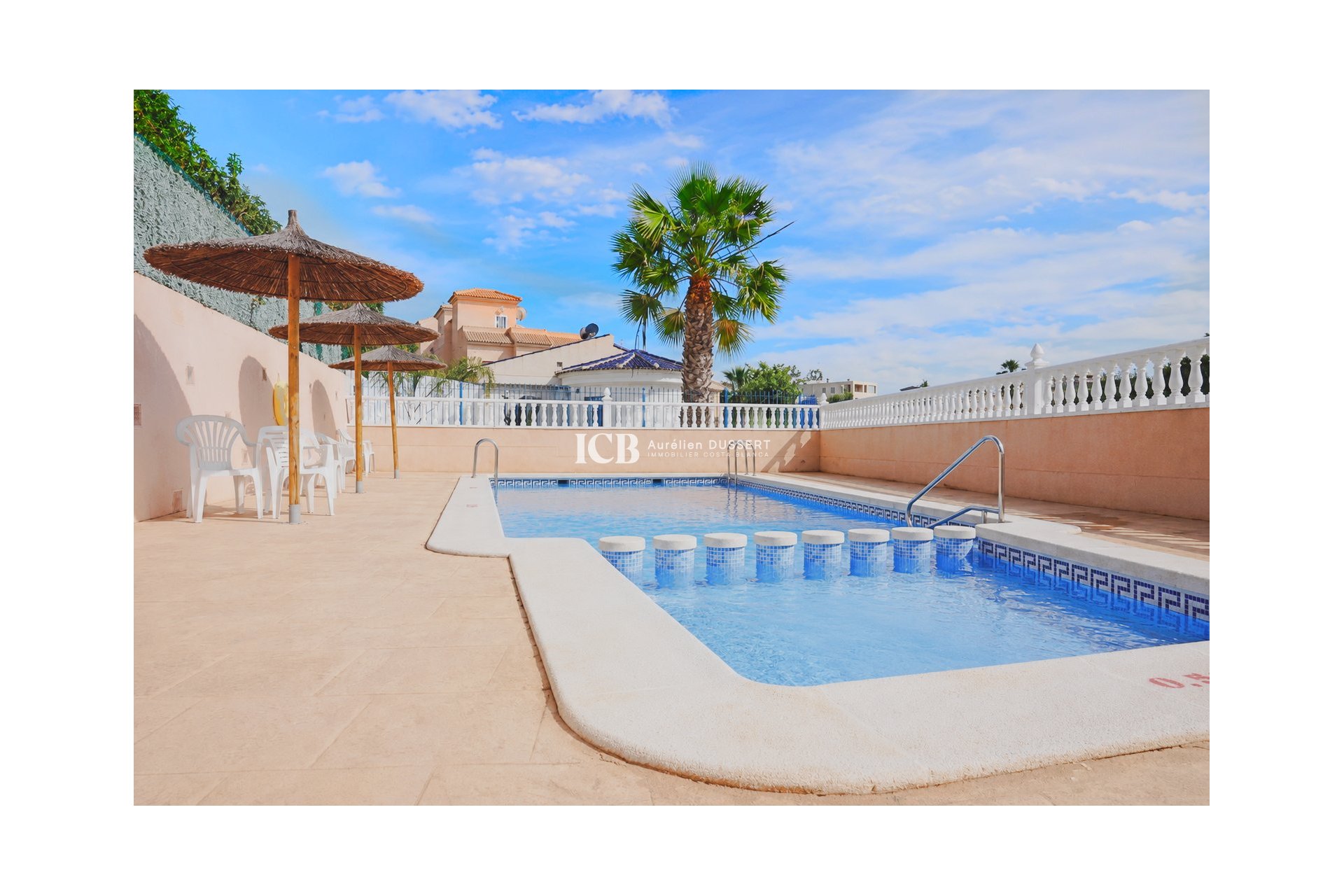 Revente - Maison mitoyenne -
Orihuela Costa - La Zenia