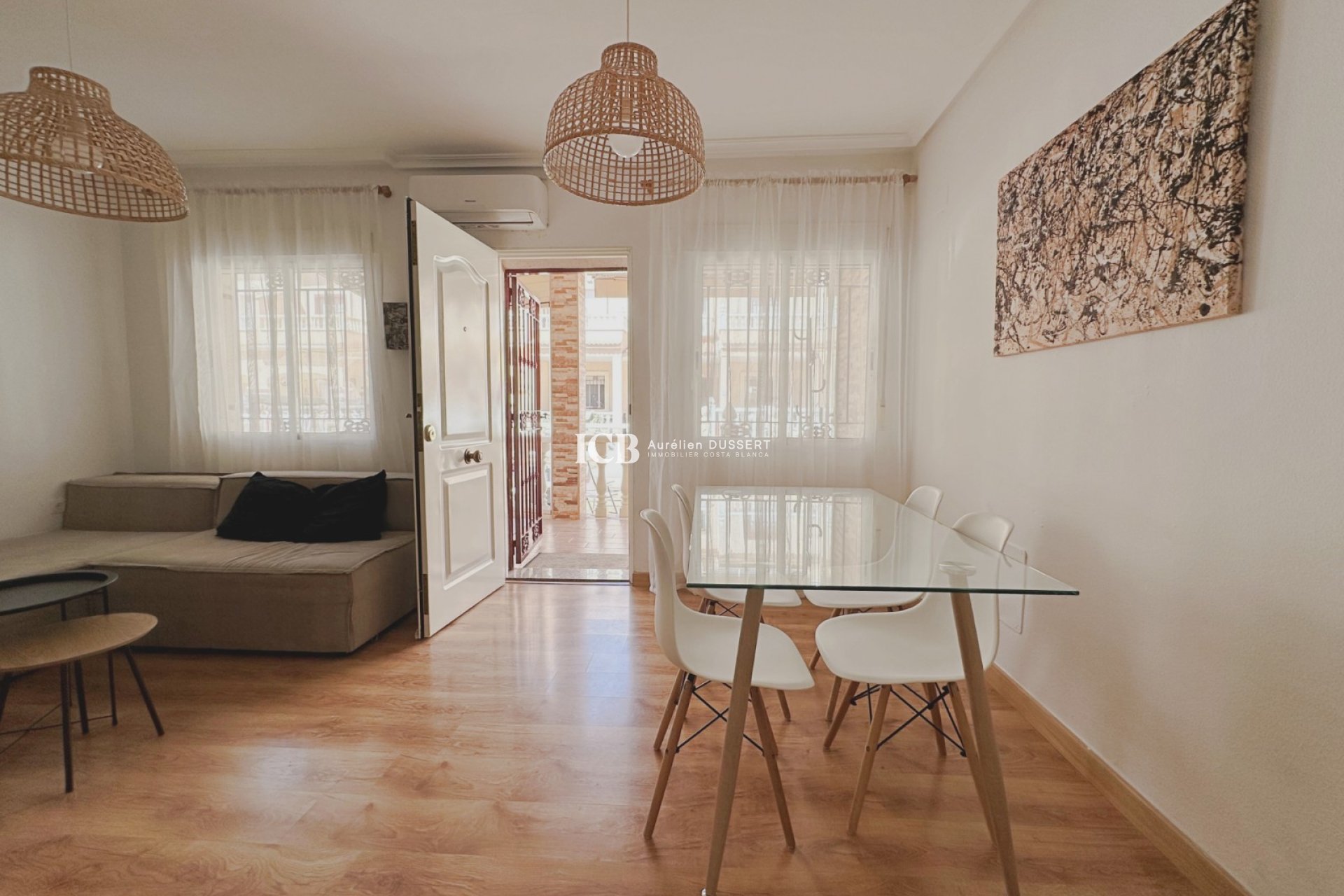 Revente - Maison mitoyenne -
Orihuela Costa - La Zenia