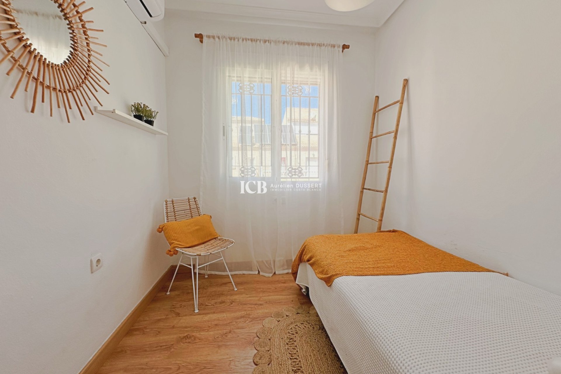 Revente - Maison mitoyenne -
Orihuela Costa - La Zenia
