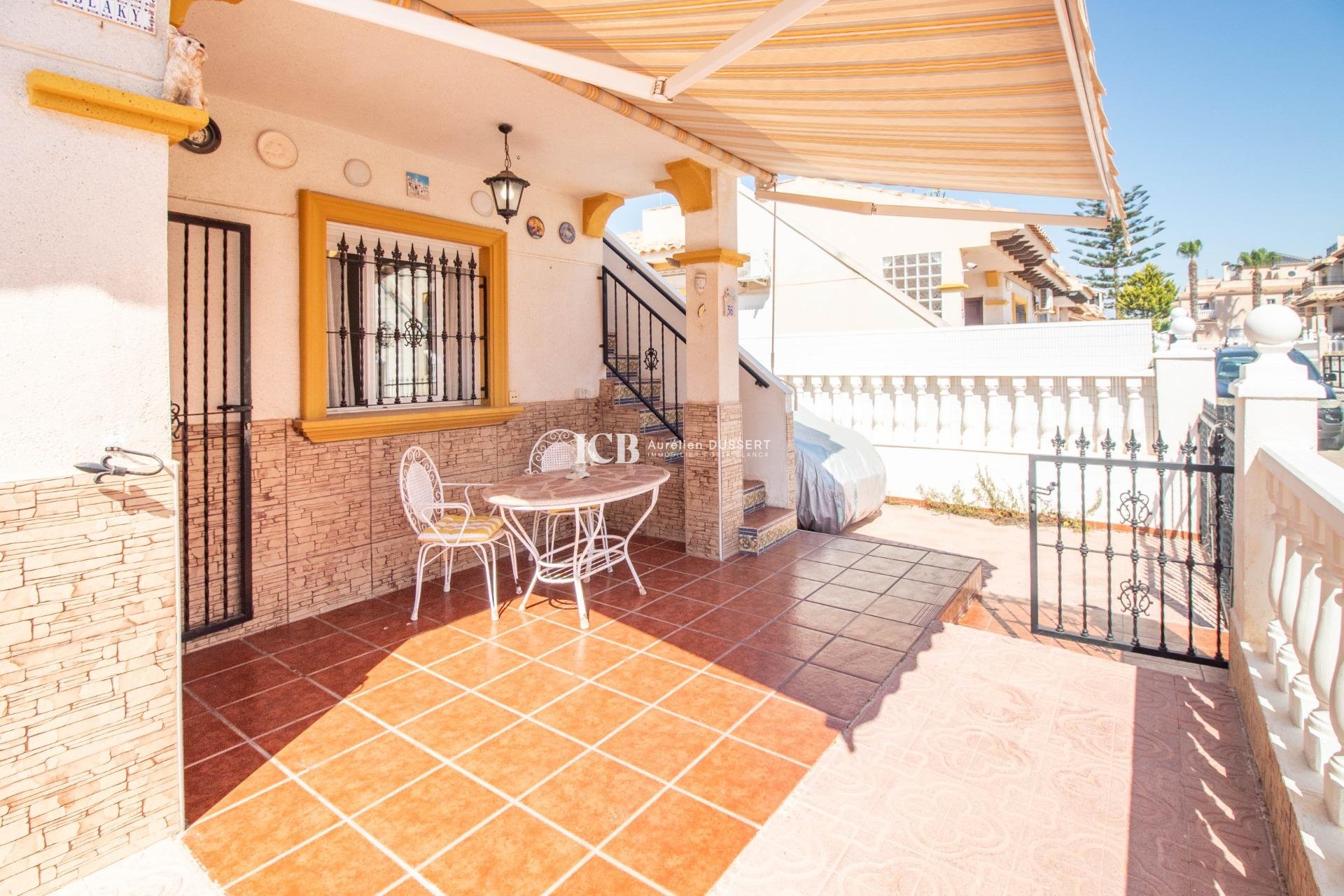 Revente - Maison mitoyenne -
Orihuela Costa - La Zenia