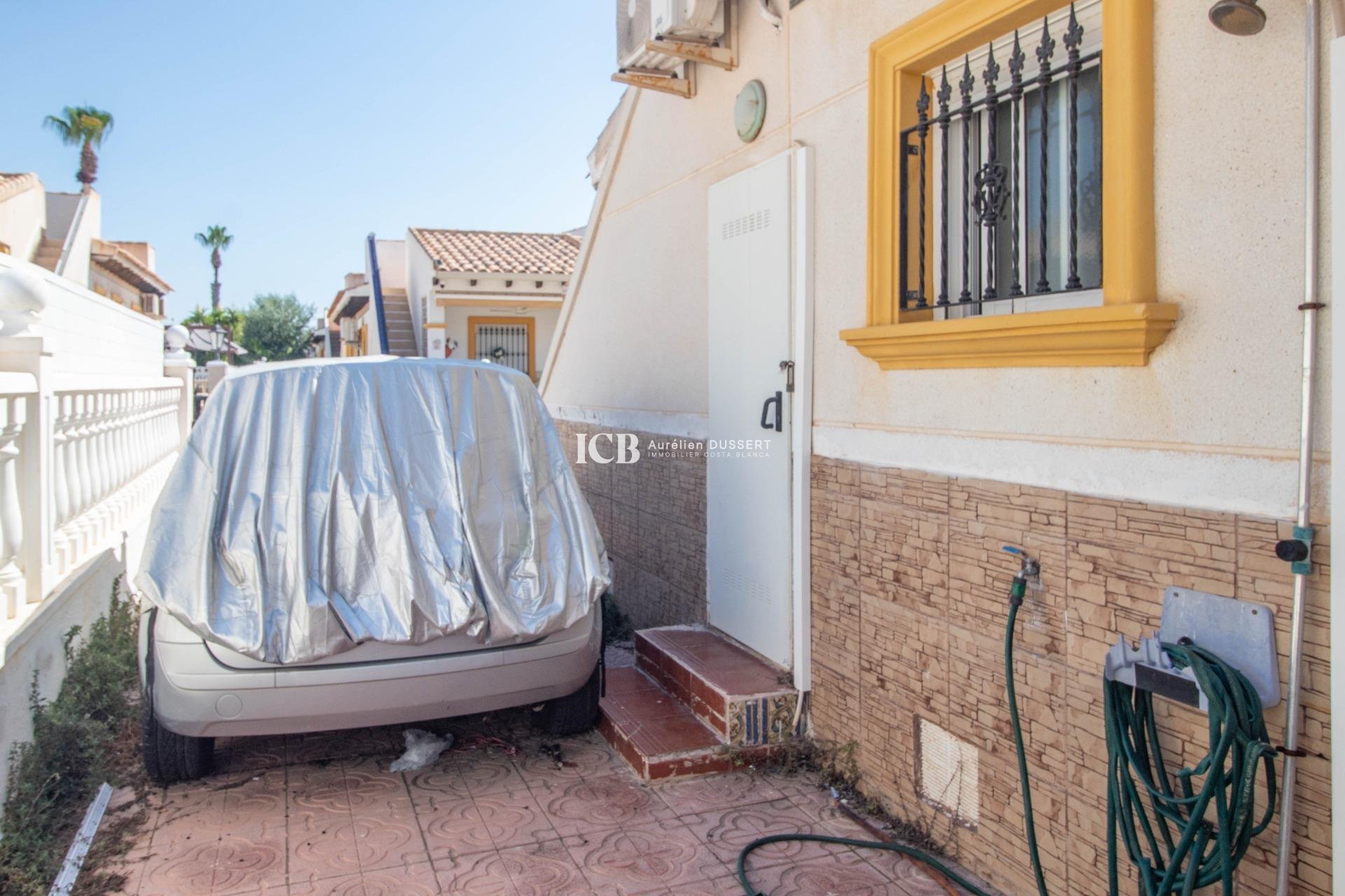 Revente - Maison mitoyenne -
Orihuela Costa - La Zenia