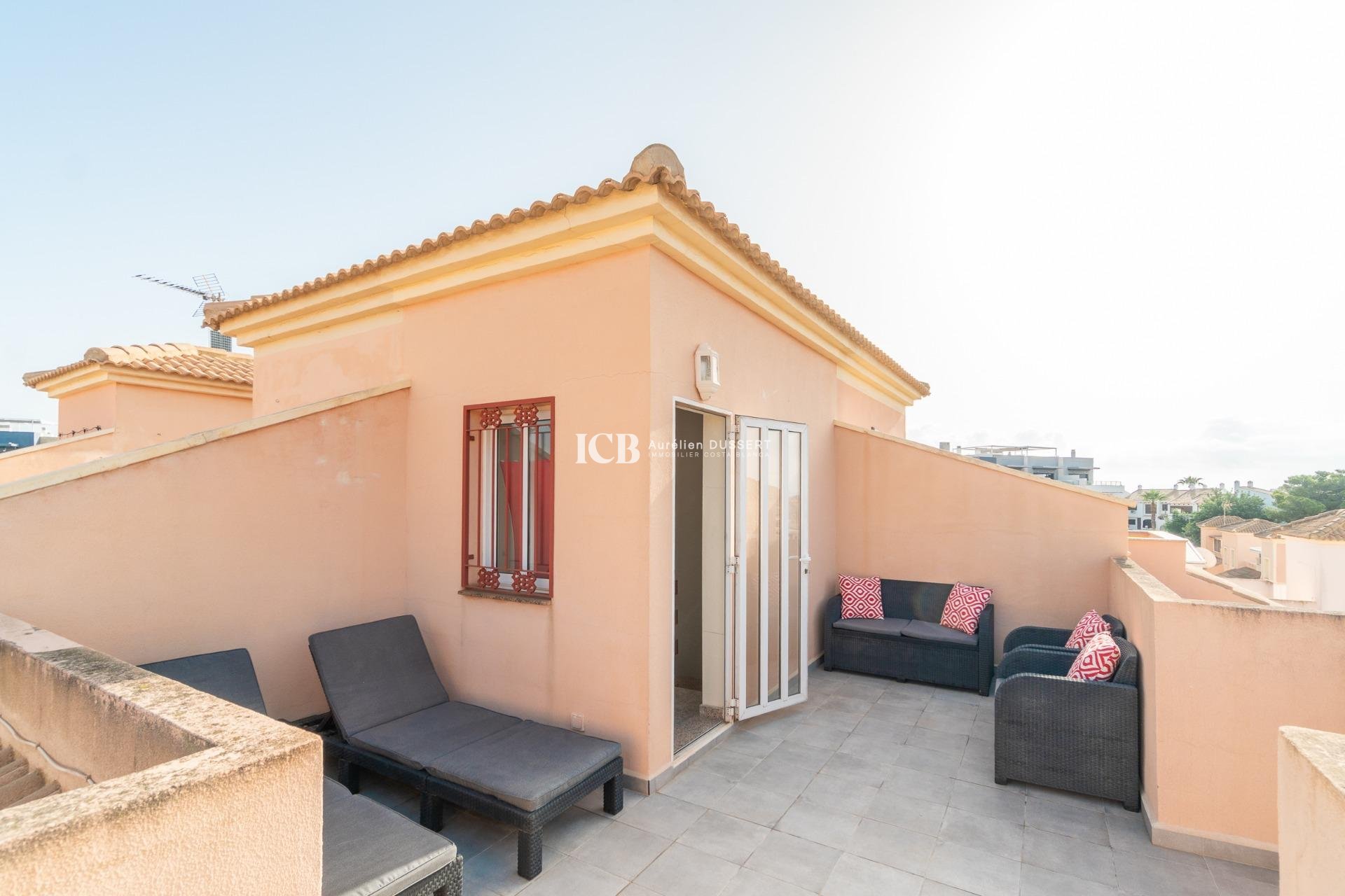 Revente - Maison mitoyenne -
Orihuela Costa - La Zenia