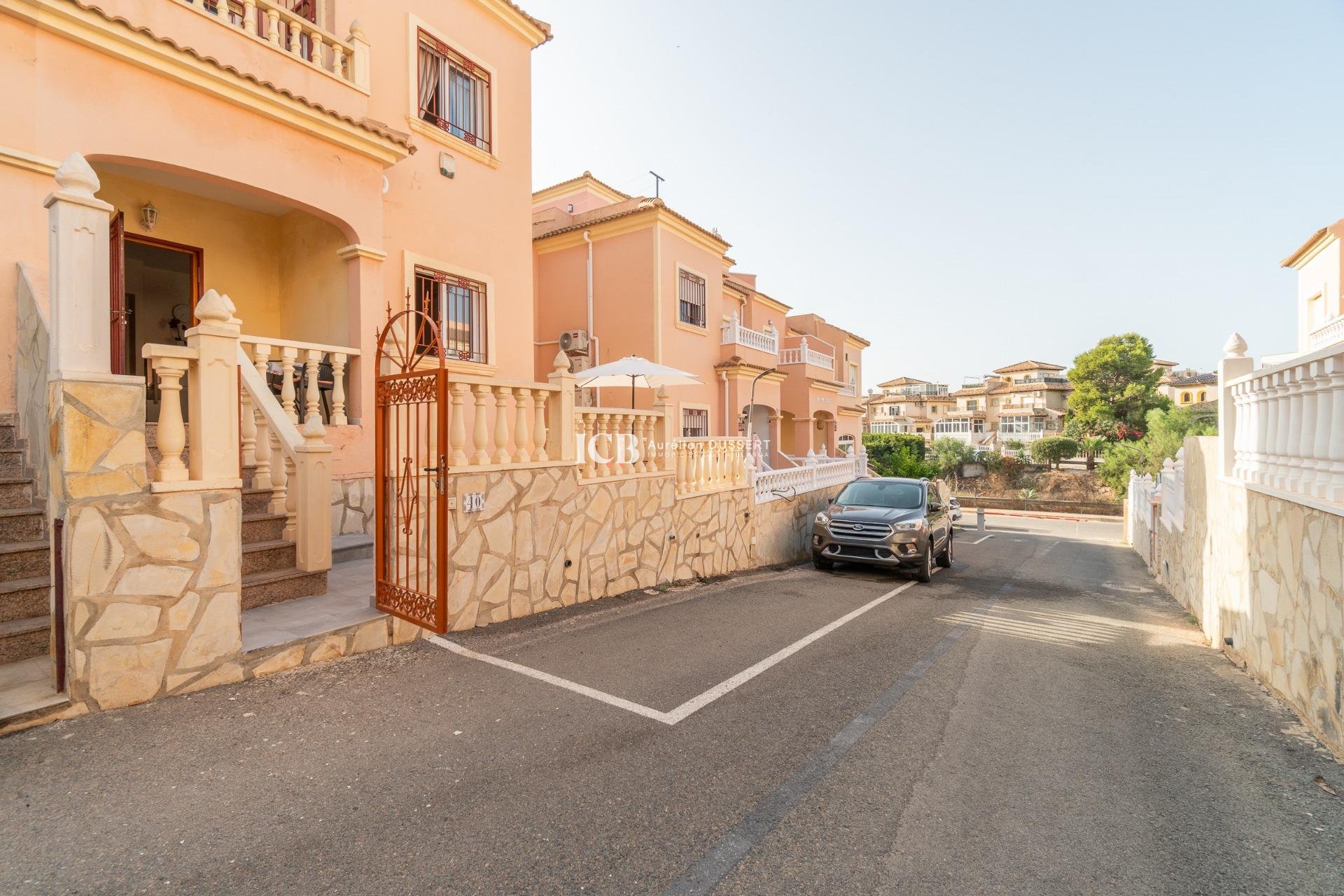 Revente - Maison mitoyenne -
Orihuela Costa - La Zenia