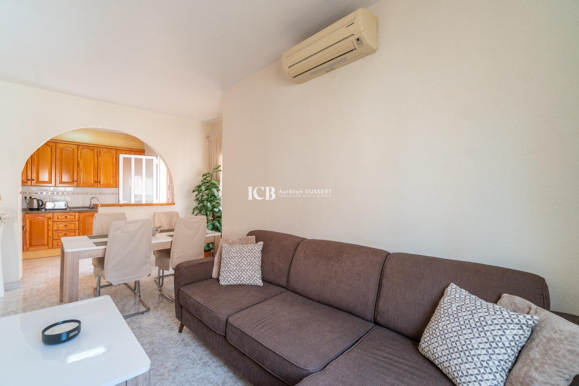 Revente - Maison mitoyenne -
Orihuela Costa - La Zenia
