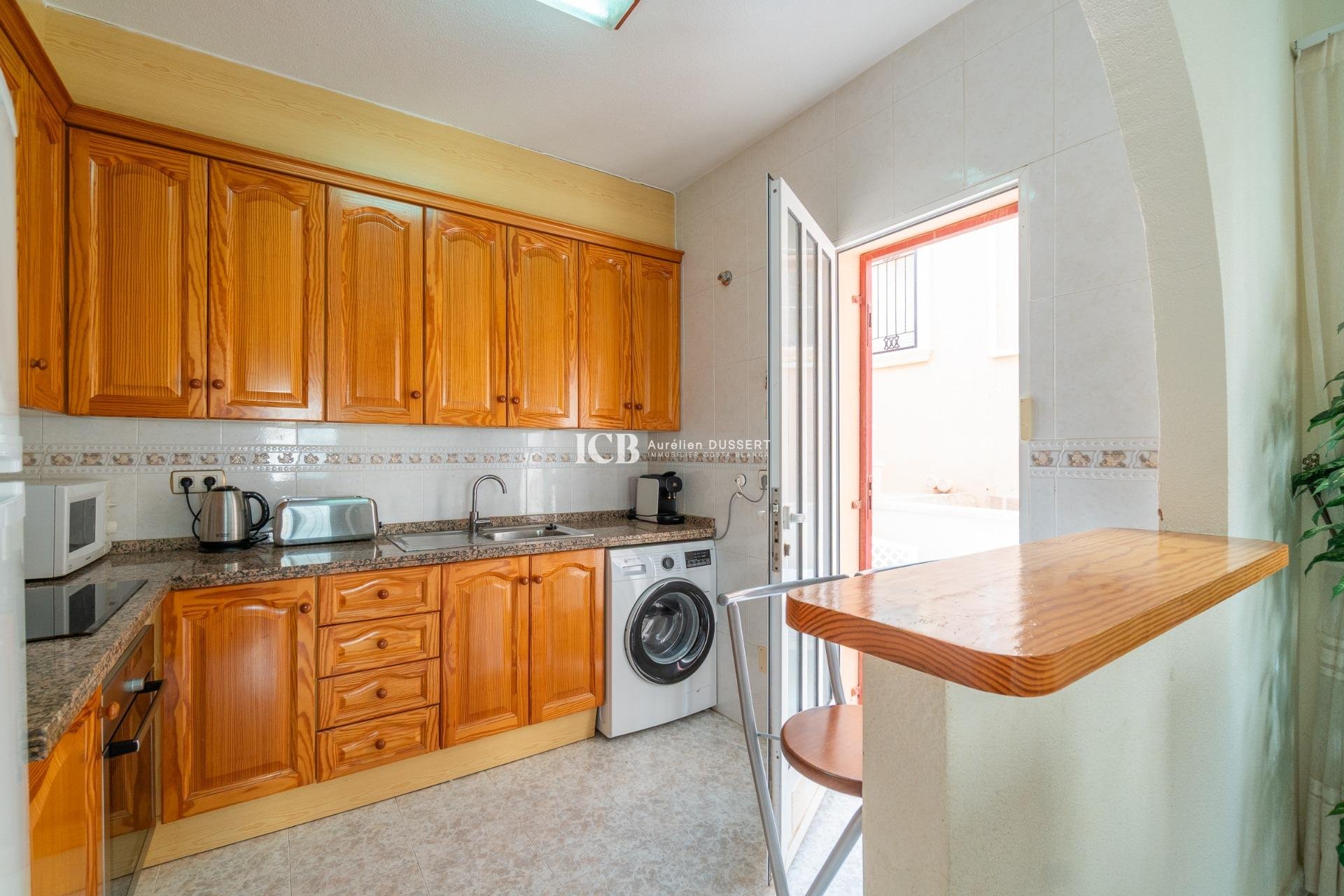 Revente - Maison mitoyenne -
Orihuela Costa - La Zenia