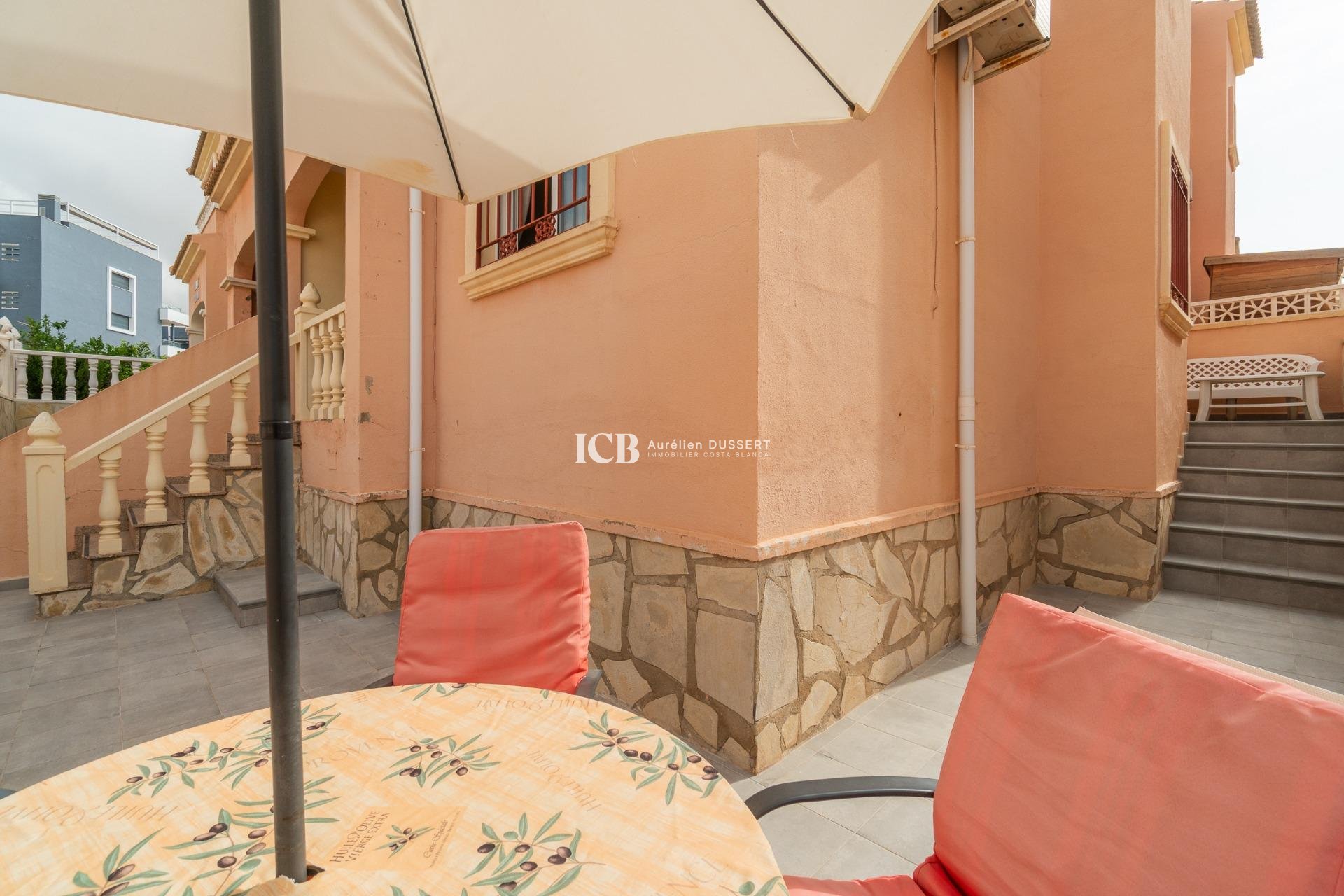 Revente - Maison mitoyenne -
Orihuela Costa - La Zenia