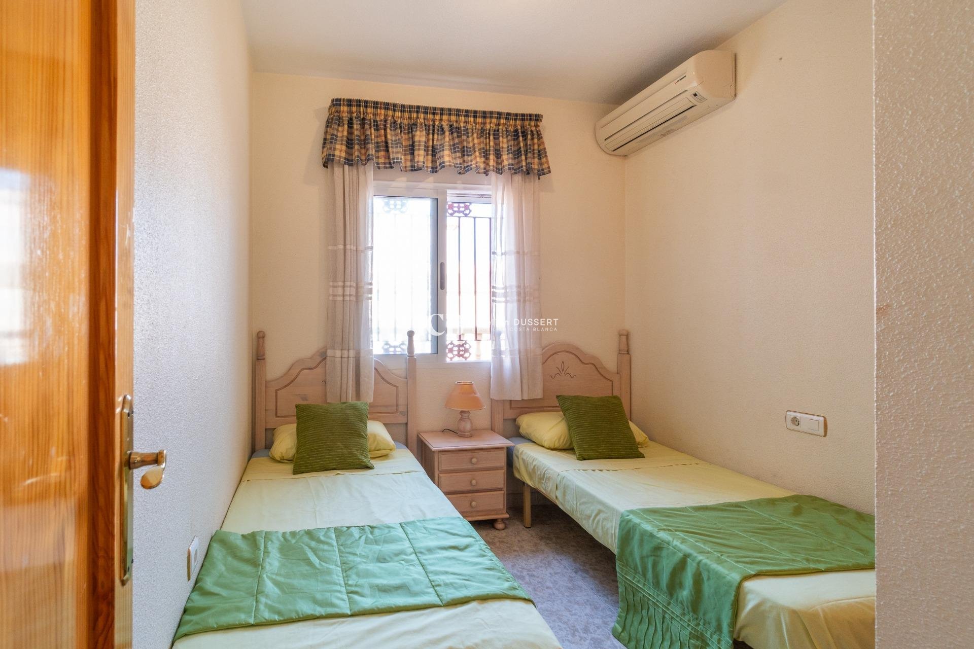 Revente - Maison mitoyenne -
Orihuela Costa - La Zenia