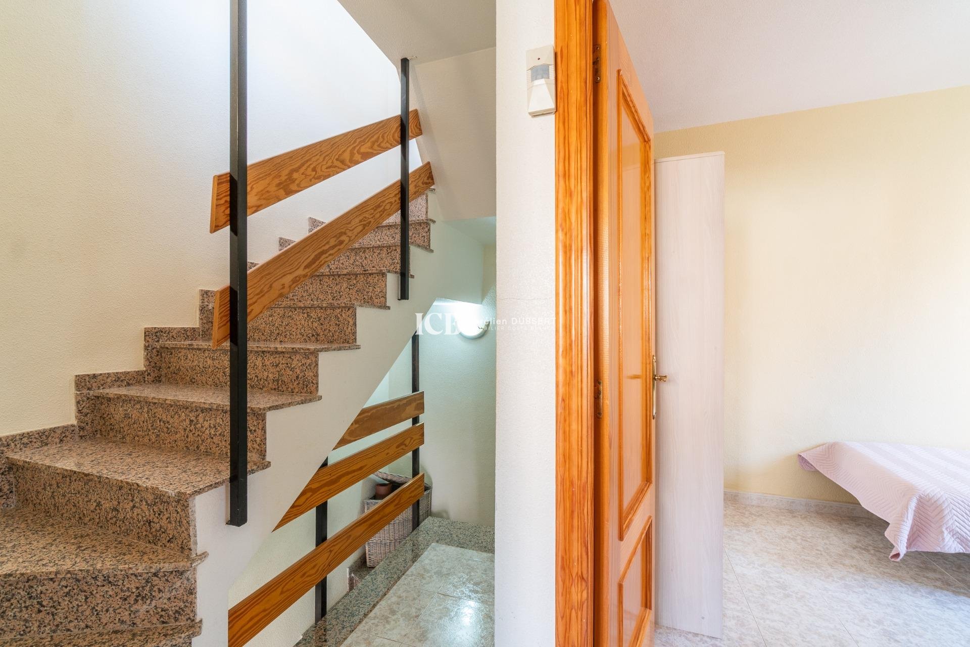 Revente - Maison mitoyenne -
Orihuela Costa - La Zenia