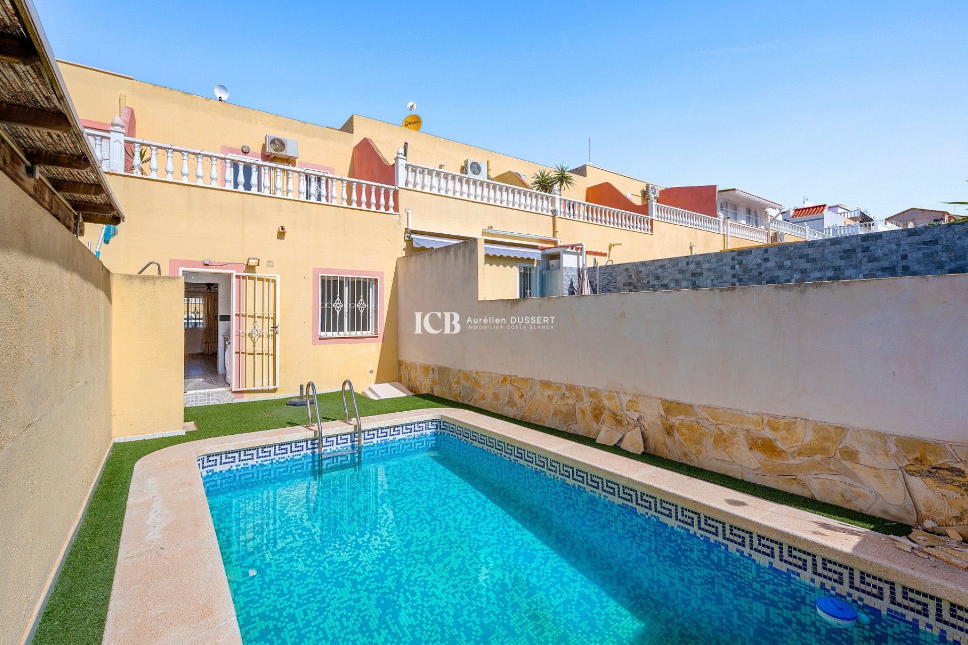 Revente - Maison mitoyenne -
Orihuela Costa - Las Filipinas