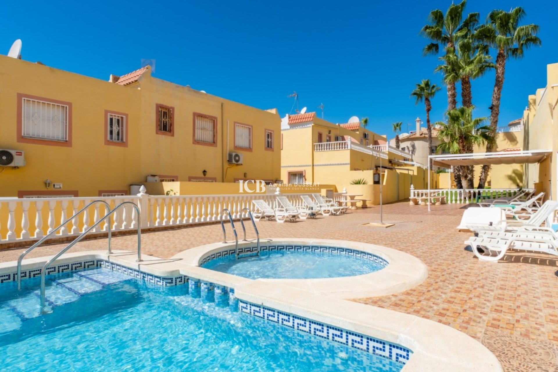 Revente - Maison mitoyenne -
Orihuela Costa - Las Filipinas
