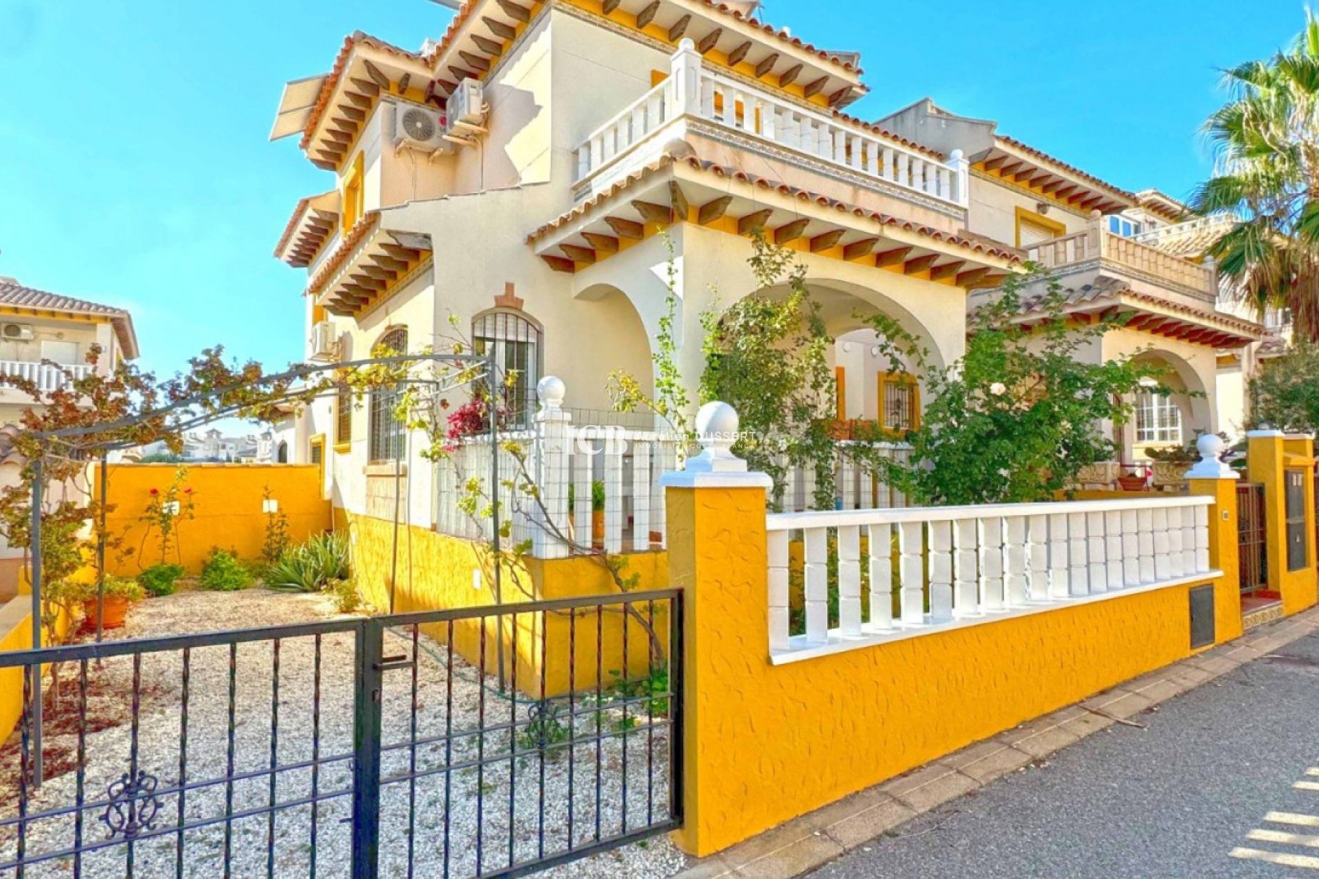 Revente - Maison mitoyenne -
Orihuela Costa - Lomas de Cabo Roig