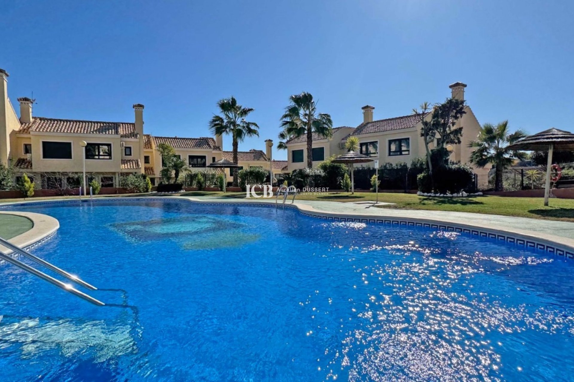 Revente - Maison mitoyenne -
Orihuela Costa - Lomas de Campoamor