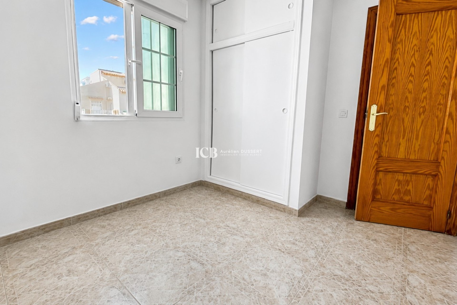 Revente - Maison mitoyenne -
Orihuela Costa - Los Almendros-La Florida