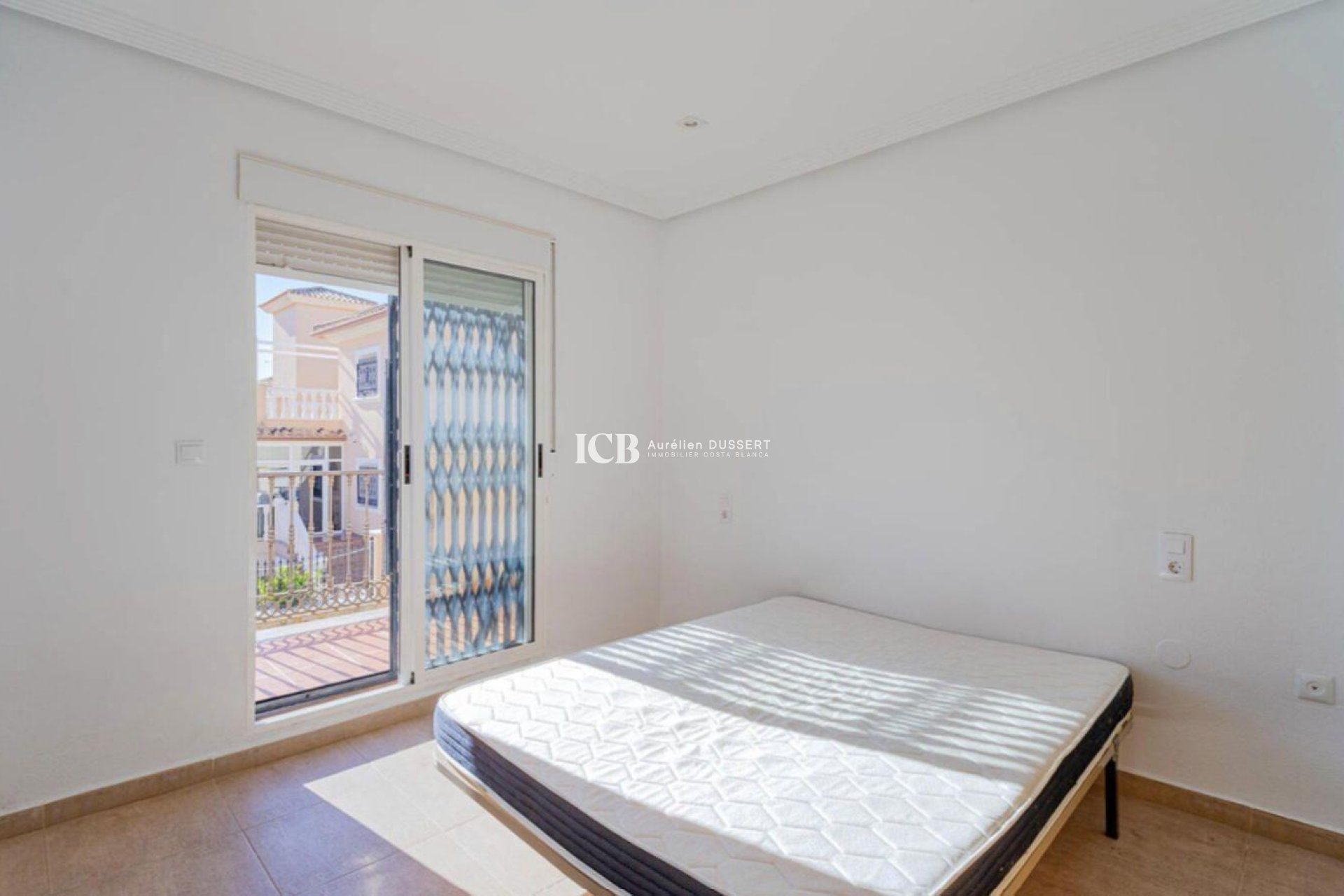 Revente - Maison mitoyenne -
Orihuela Costa - Los Altos