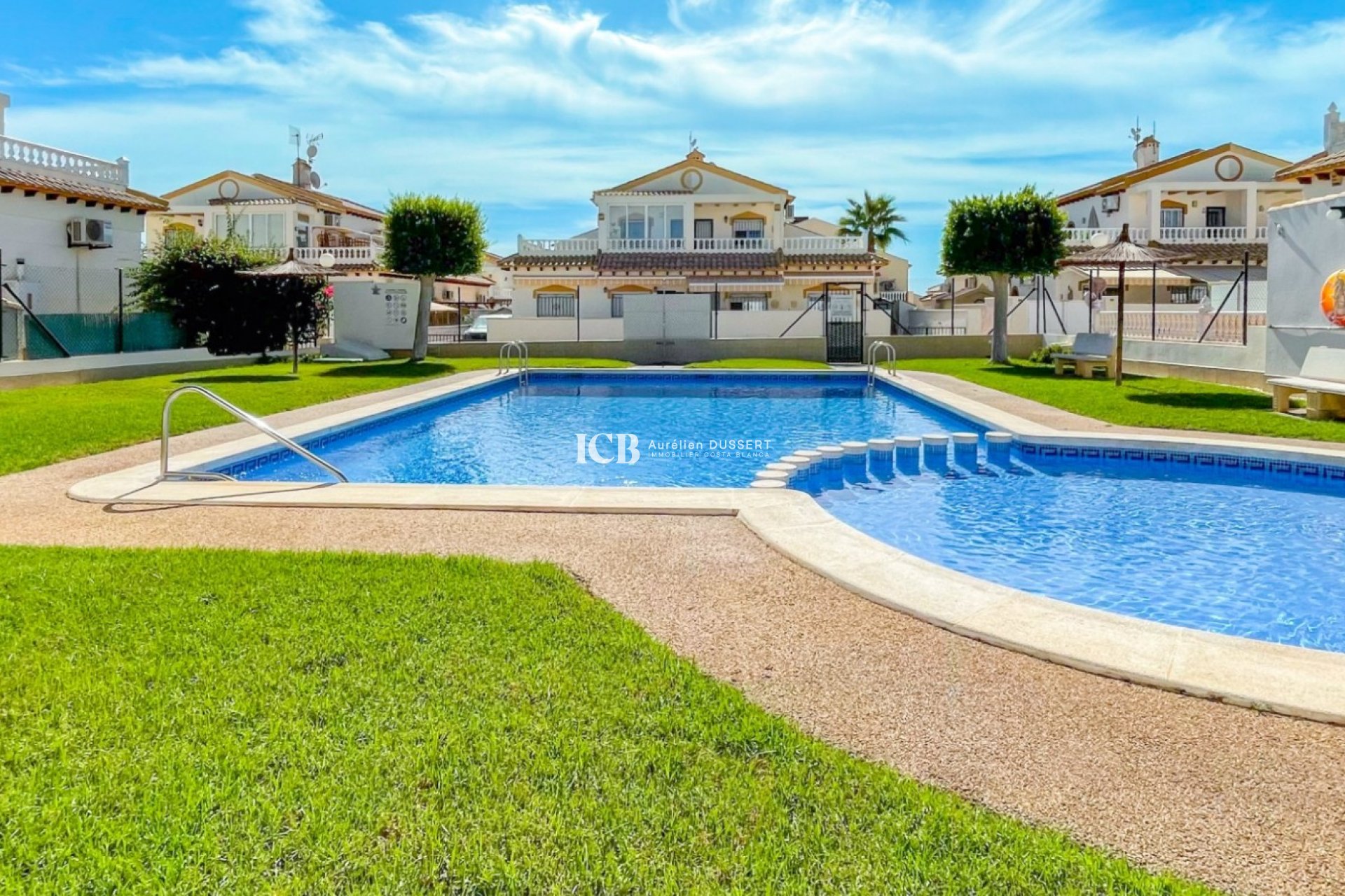 Revente - Maison mitoyenne -
Orihuela Costa - Los Altos