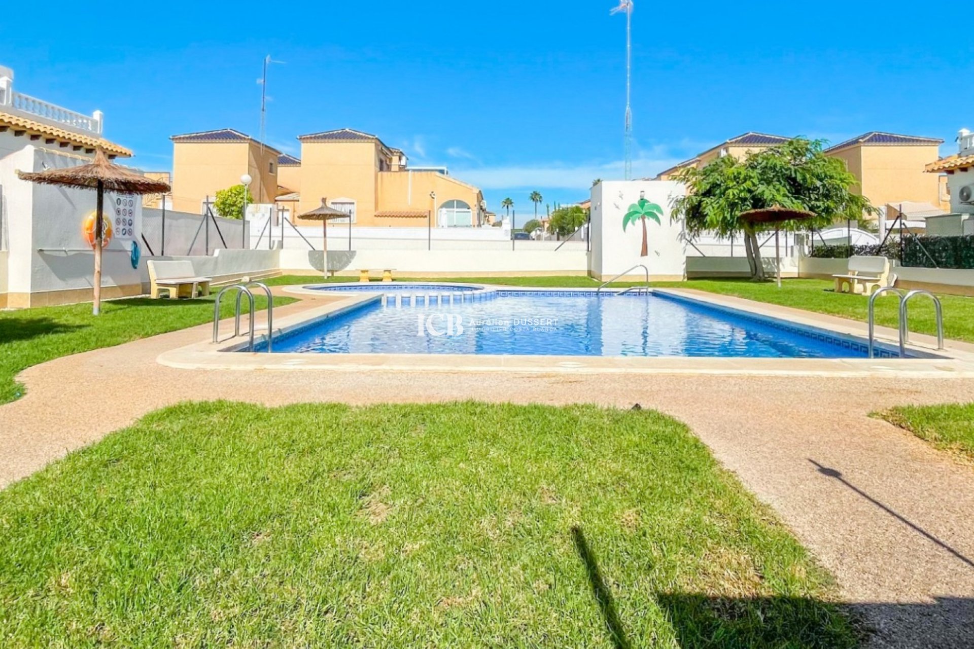 Revente - Maison mitoyenne -
Orihuela Costa - Los Altos