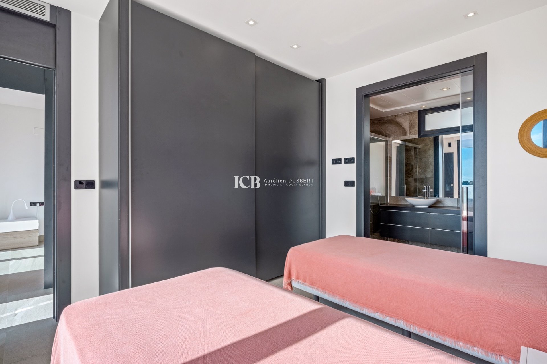 Revente - Maison mitoyenne -
Orihuela Costa - Los Dolses